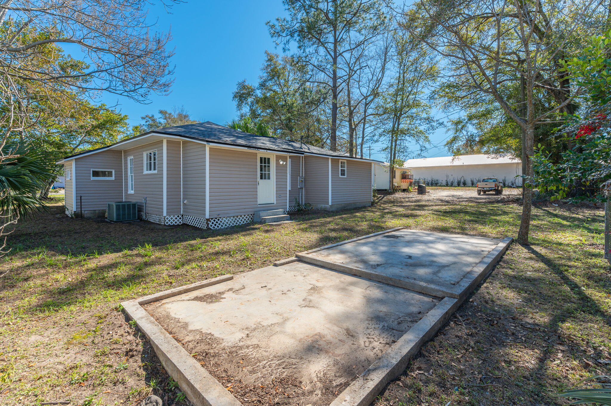 METES & BOUNDS - Residential Lease