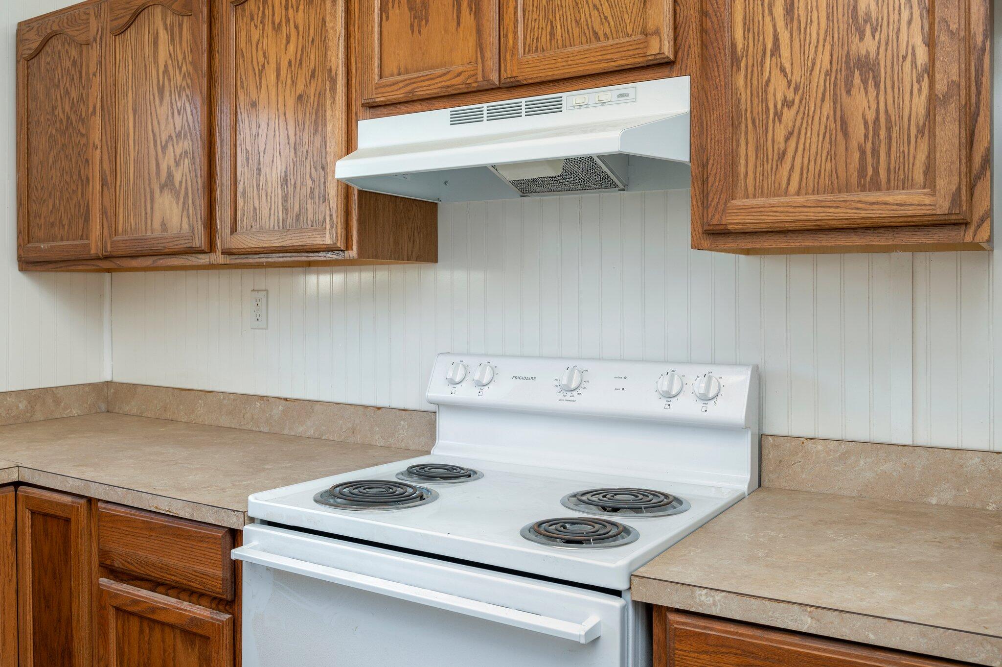 METES & BOUNDS - Residential Lease