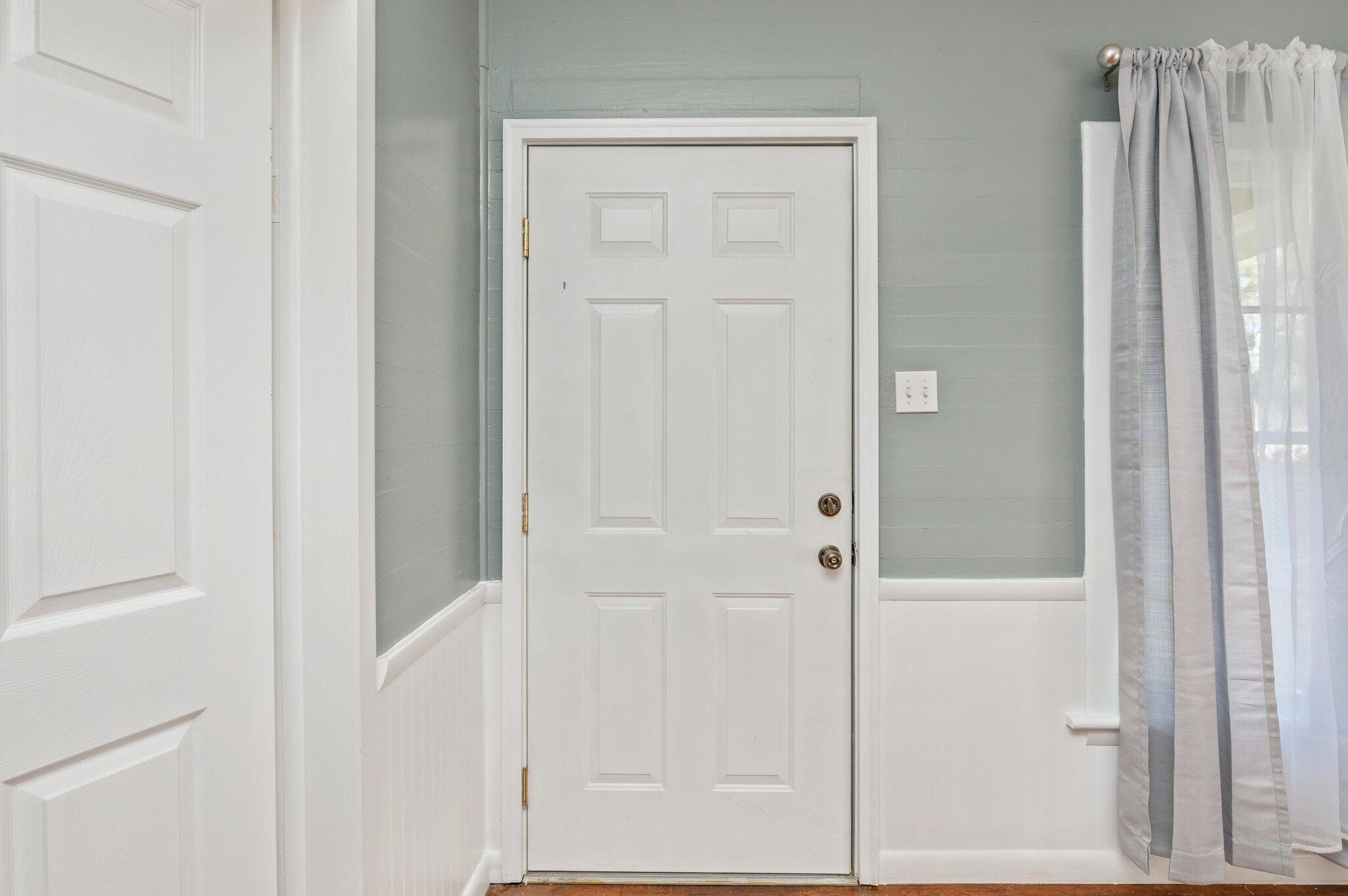 METES & BOUNDS - Residential Lease