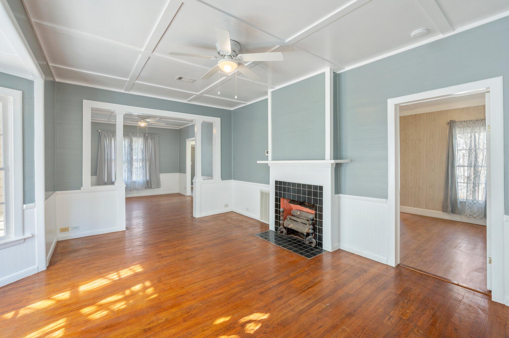 METES & BOUNDS - Residential Lease