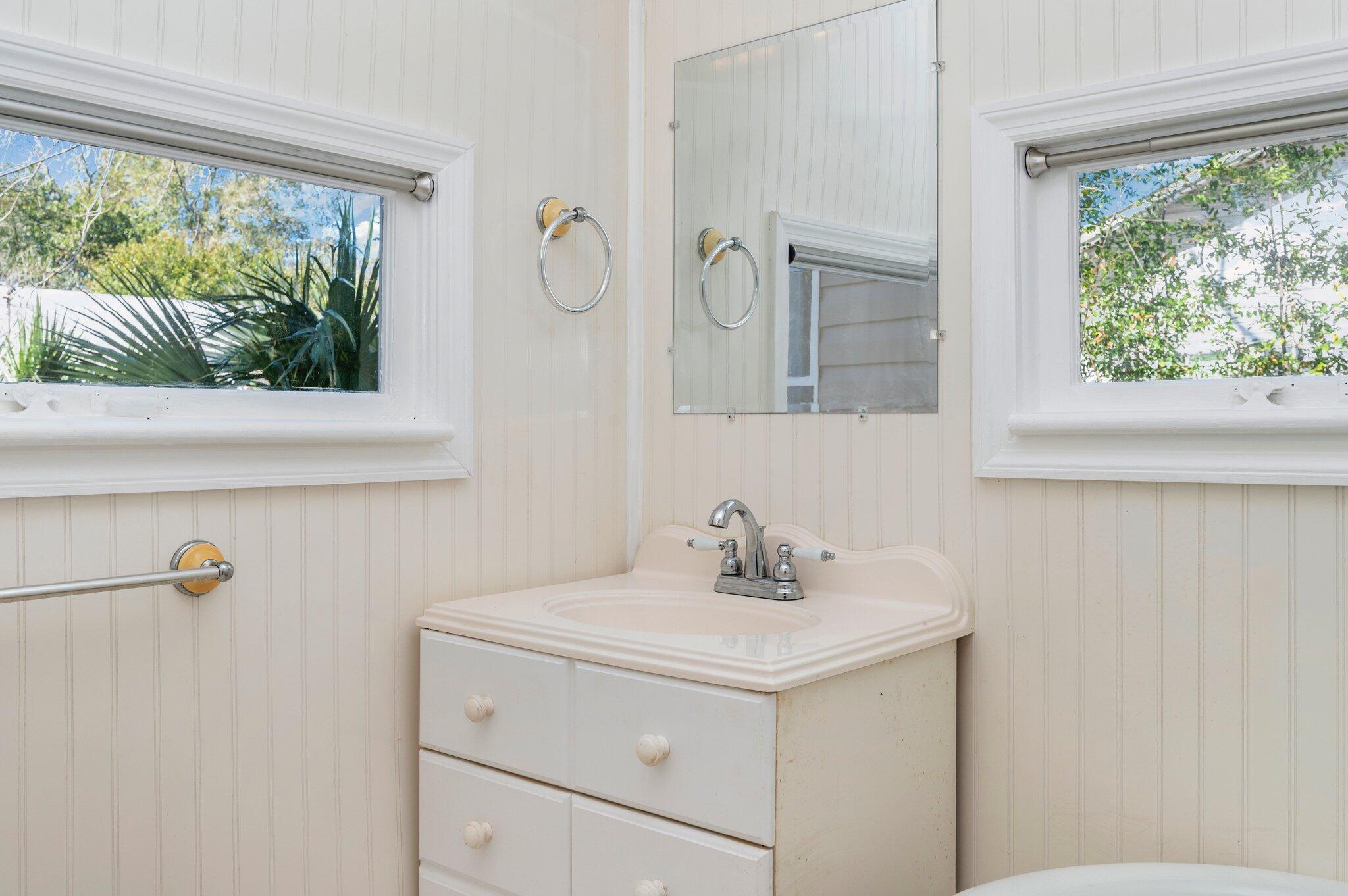 METES & BOUNDS - Residential Lease