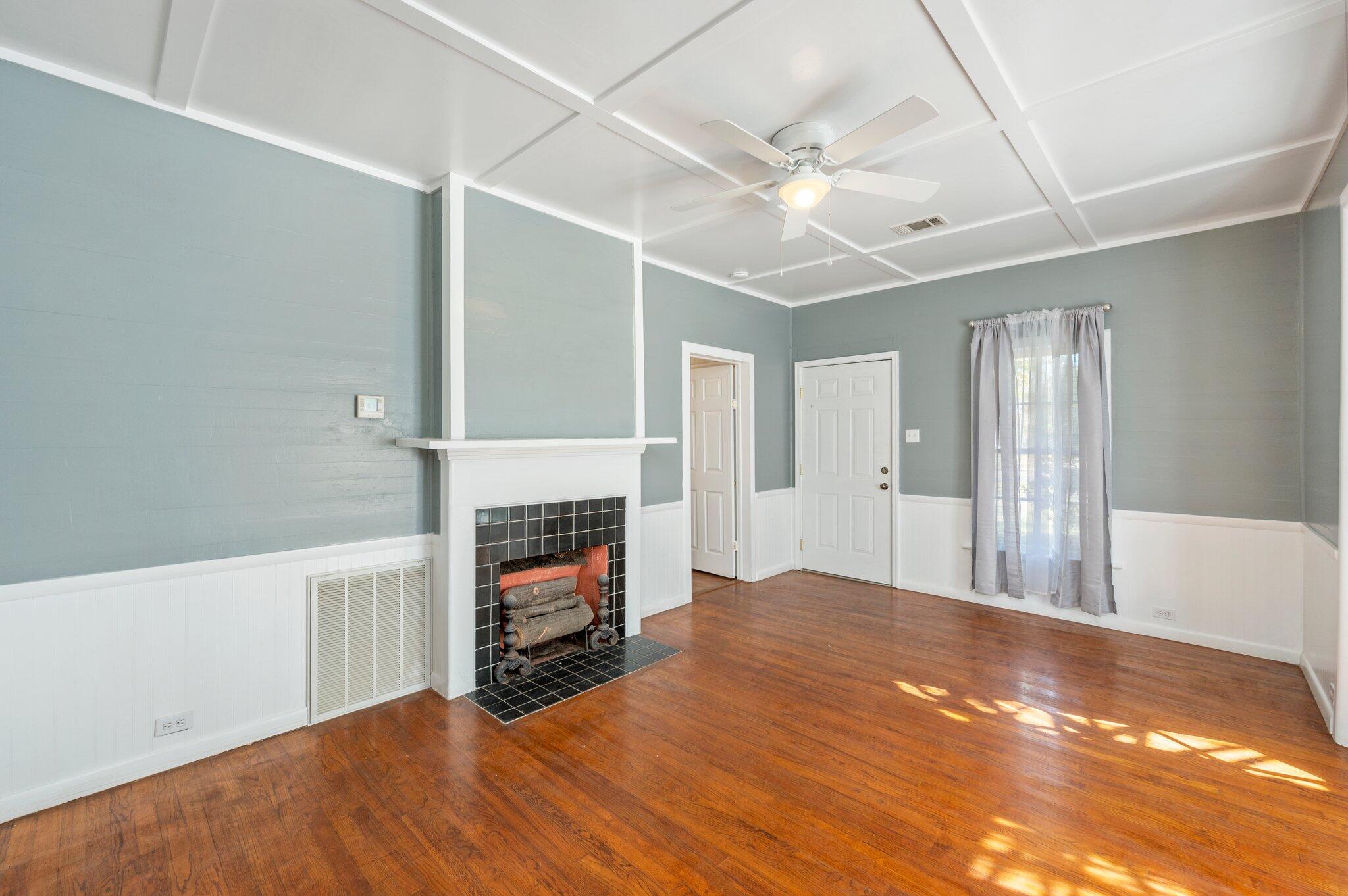 METES & BOUNDS - Residential Lease