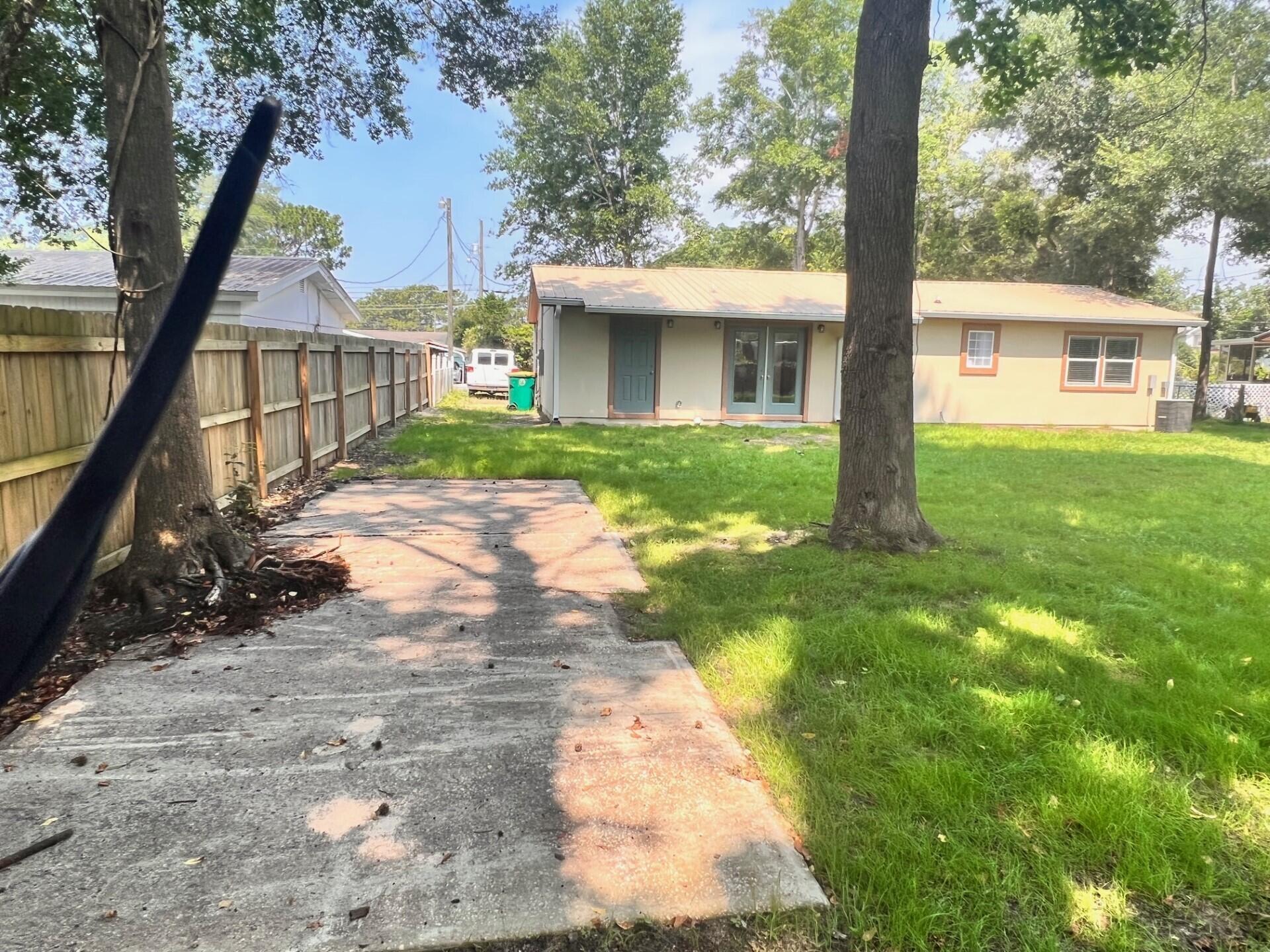 RACETRACK ROAD 1ST - Residential