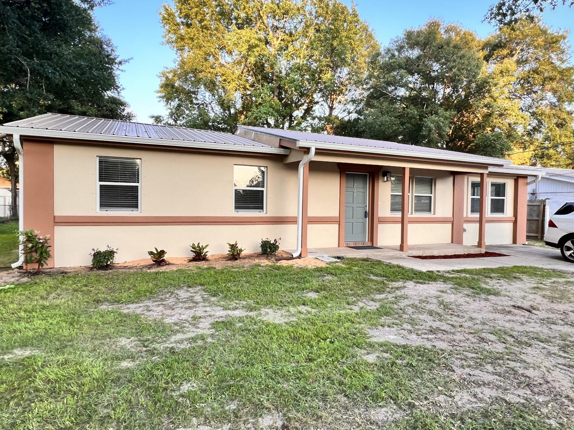 RACETRACK ROAD 1ST - Residential