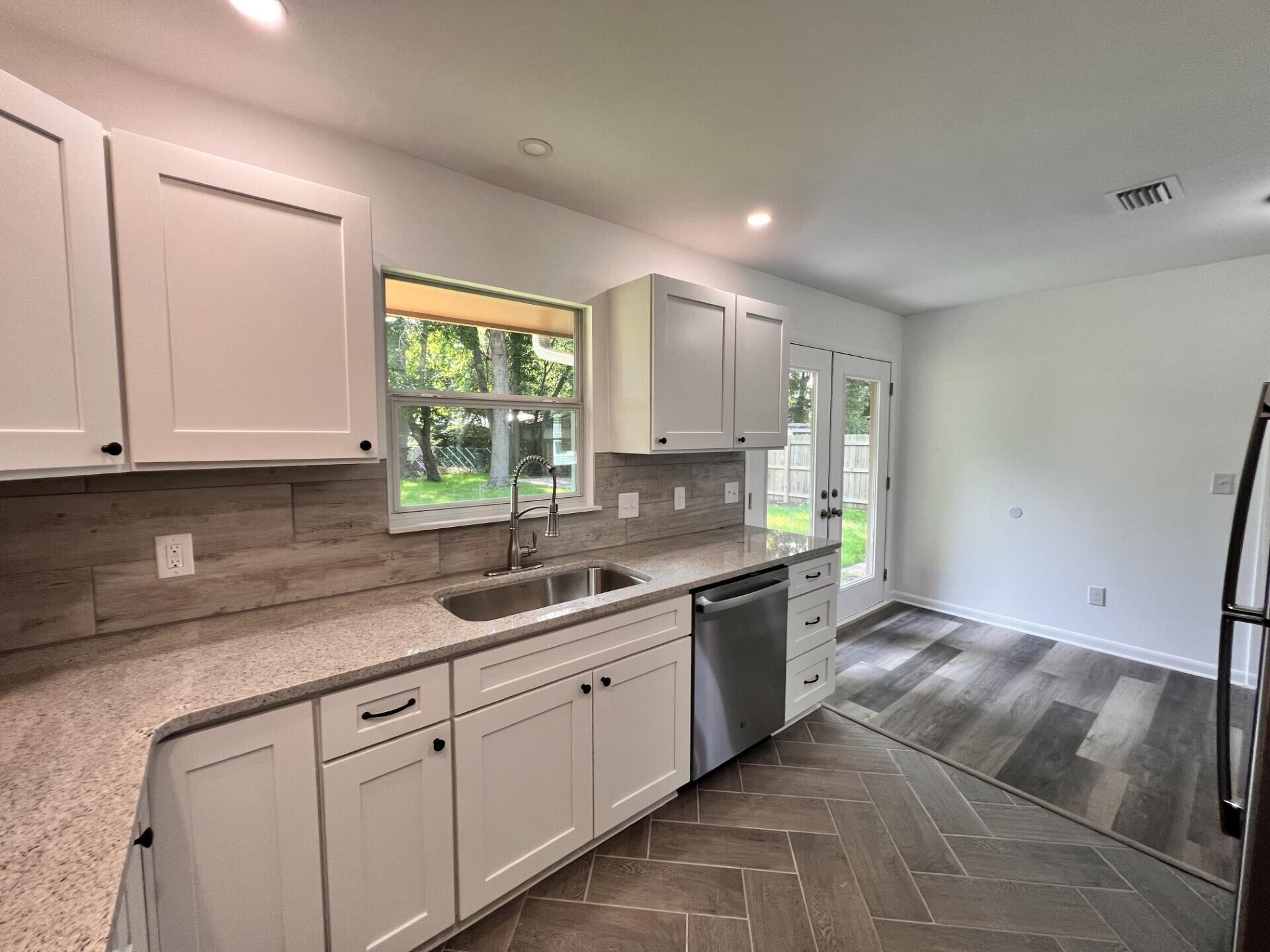 RACETRACK ROAD 1ST - Residential