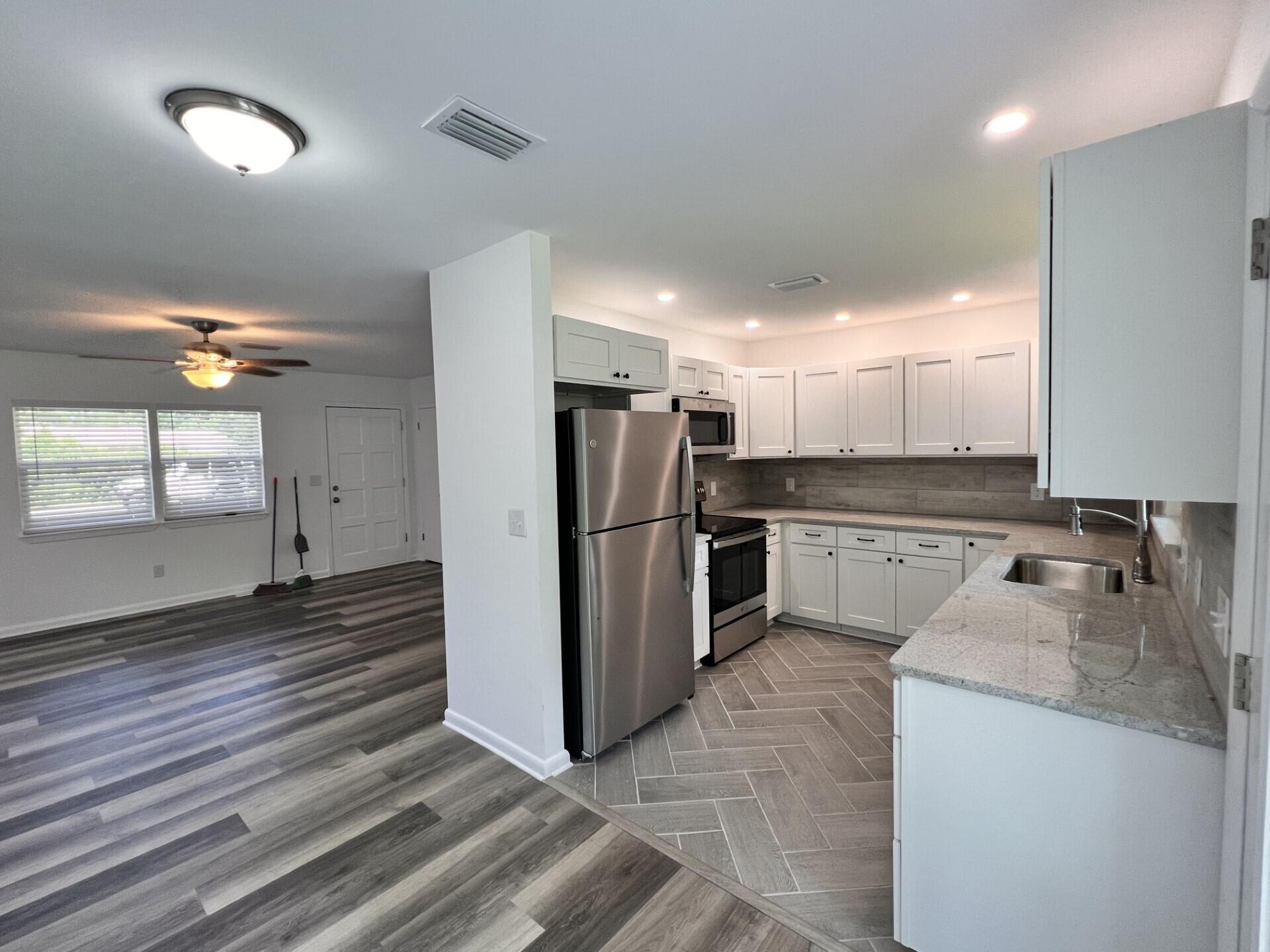 RACETRACK ROAD 1ST - Residential