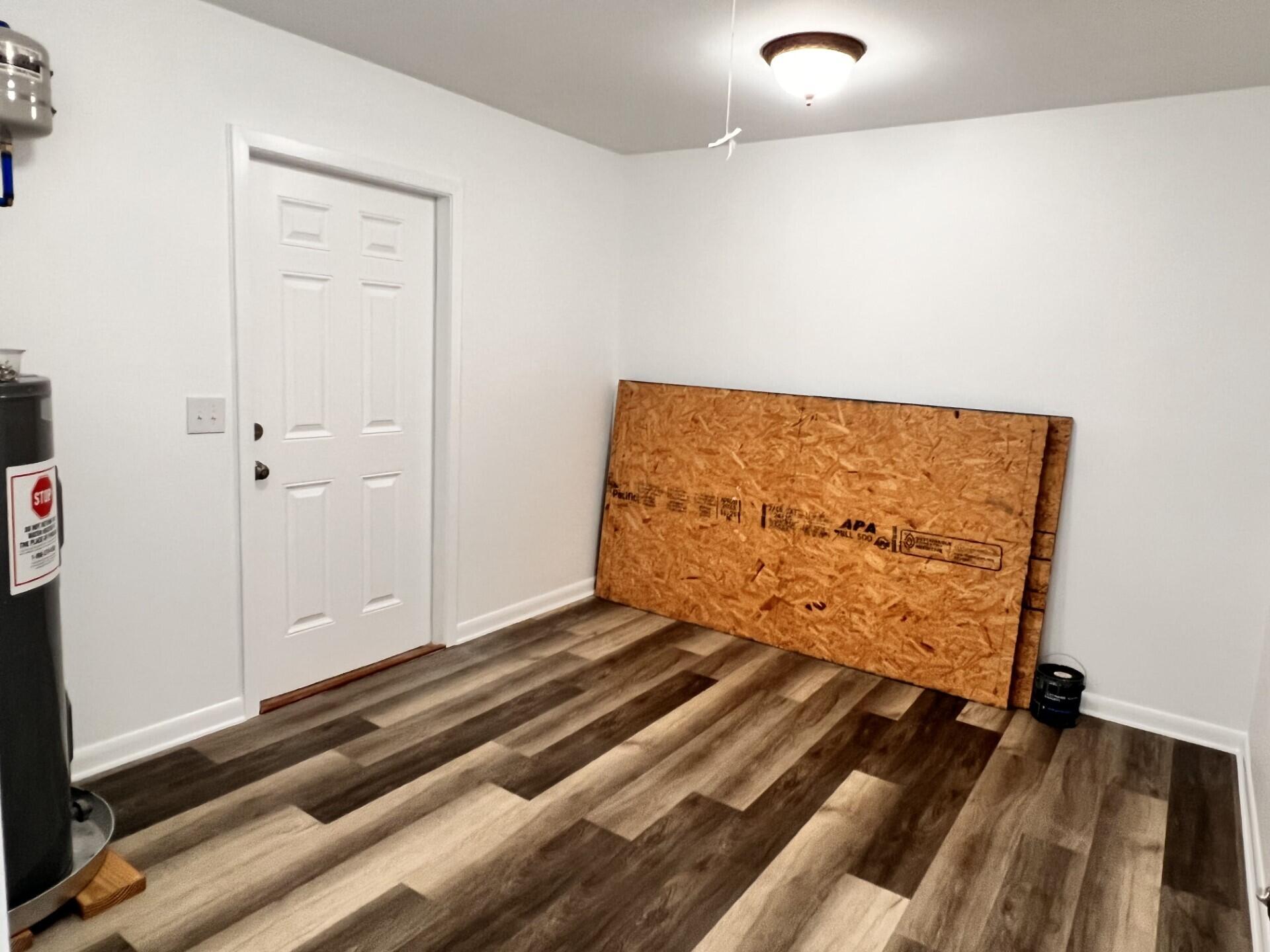 RACETRACK ROAD 1ST - Residential