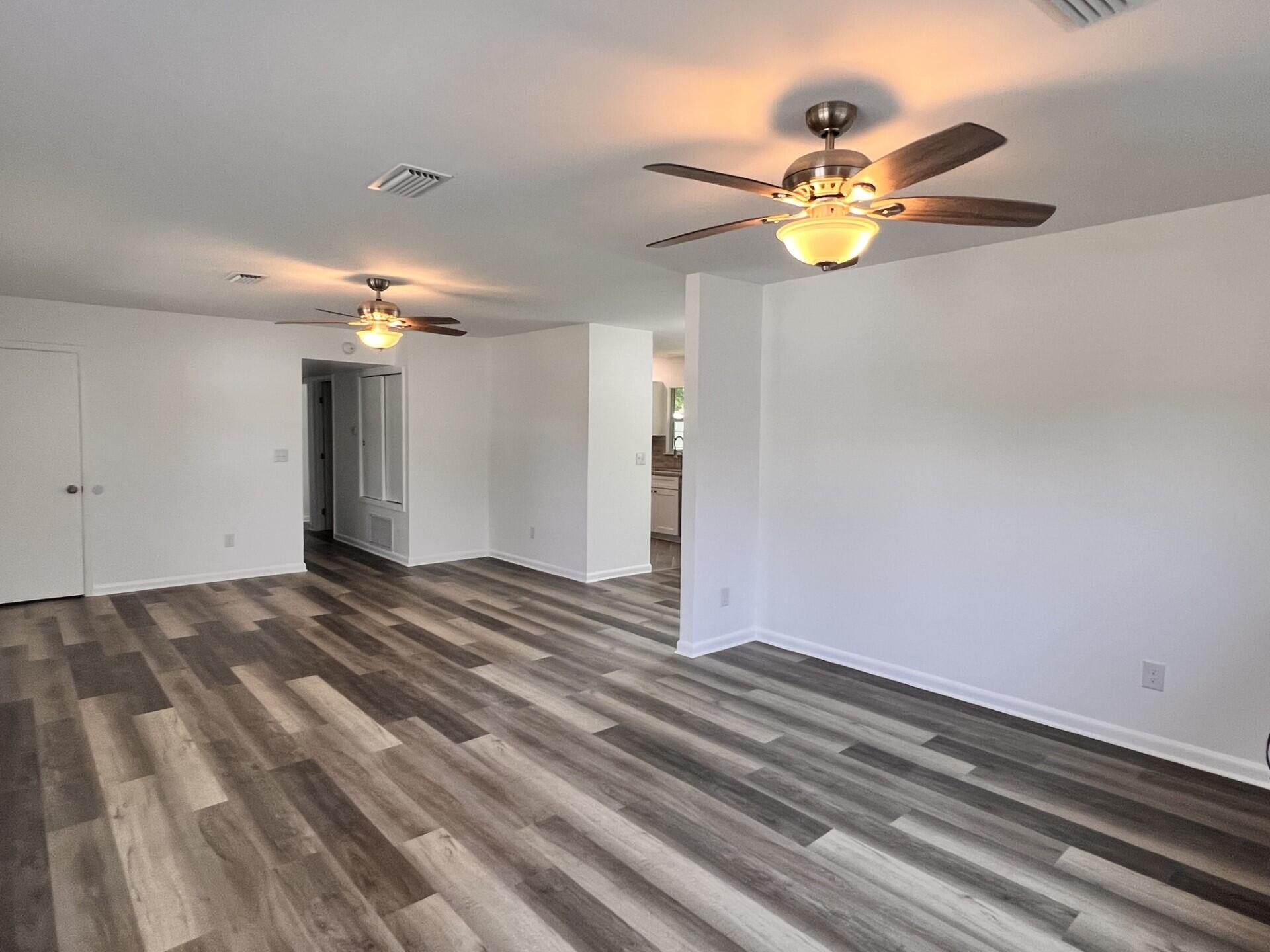 RACETRACK ROAD 1ST - Residential