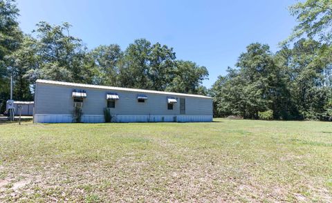 A home in Chipley