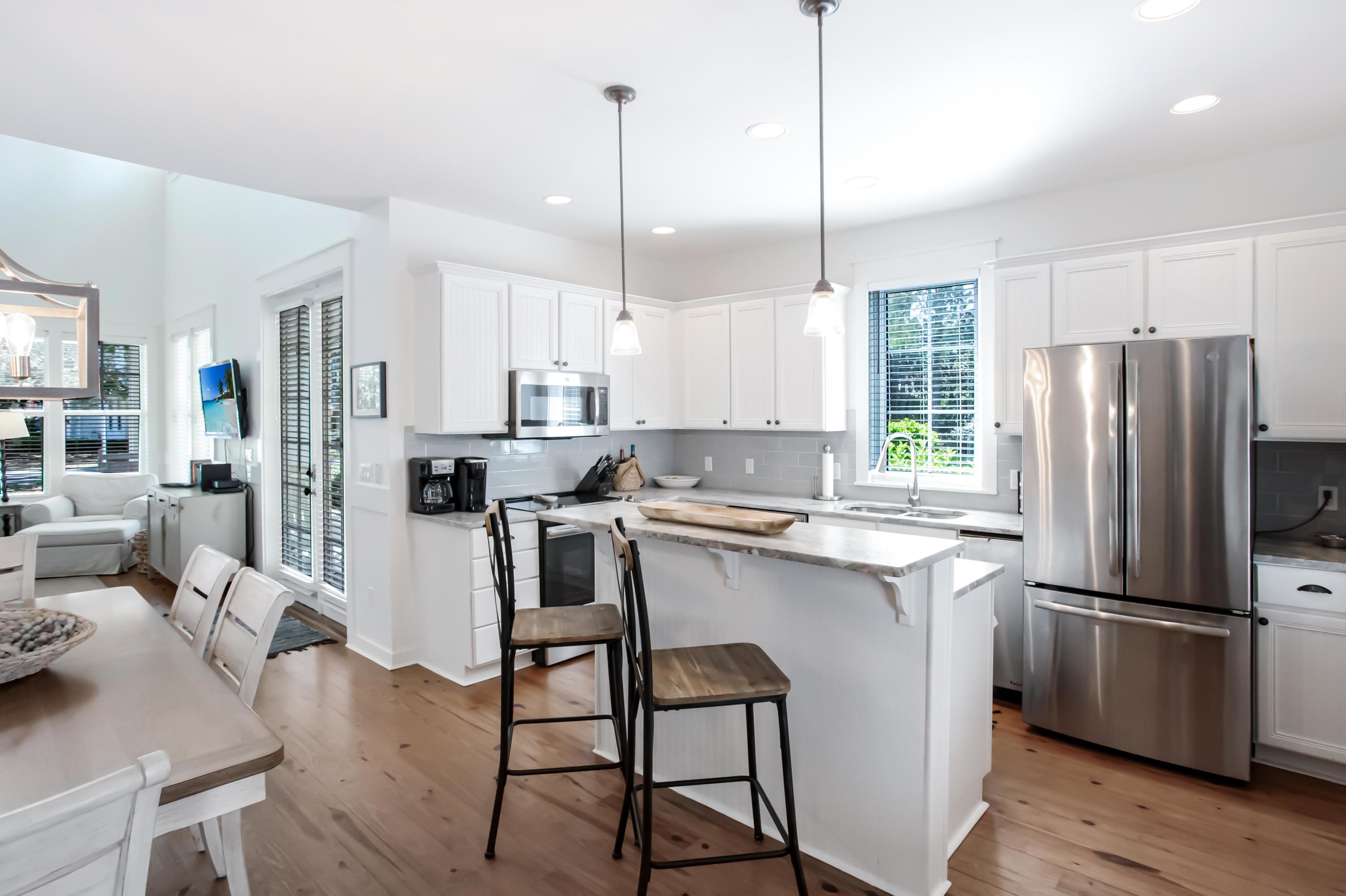 LAUREL GROVE - Residential