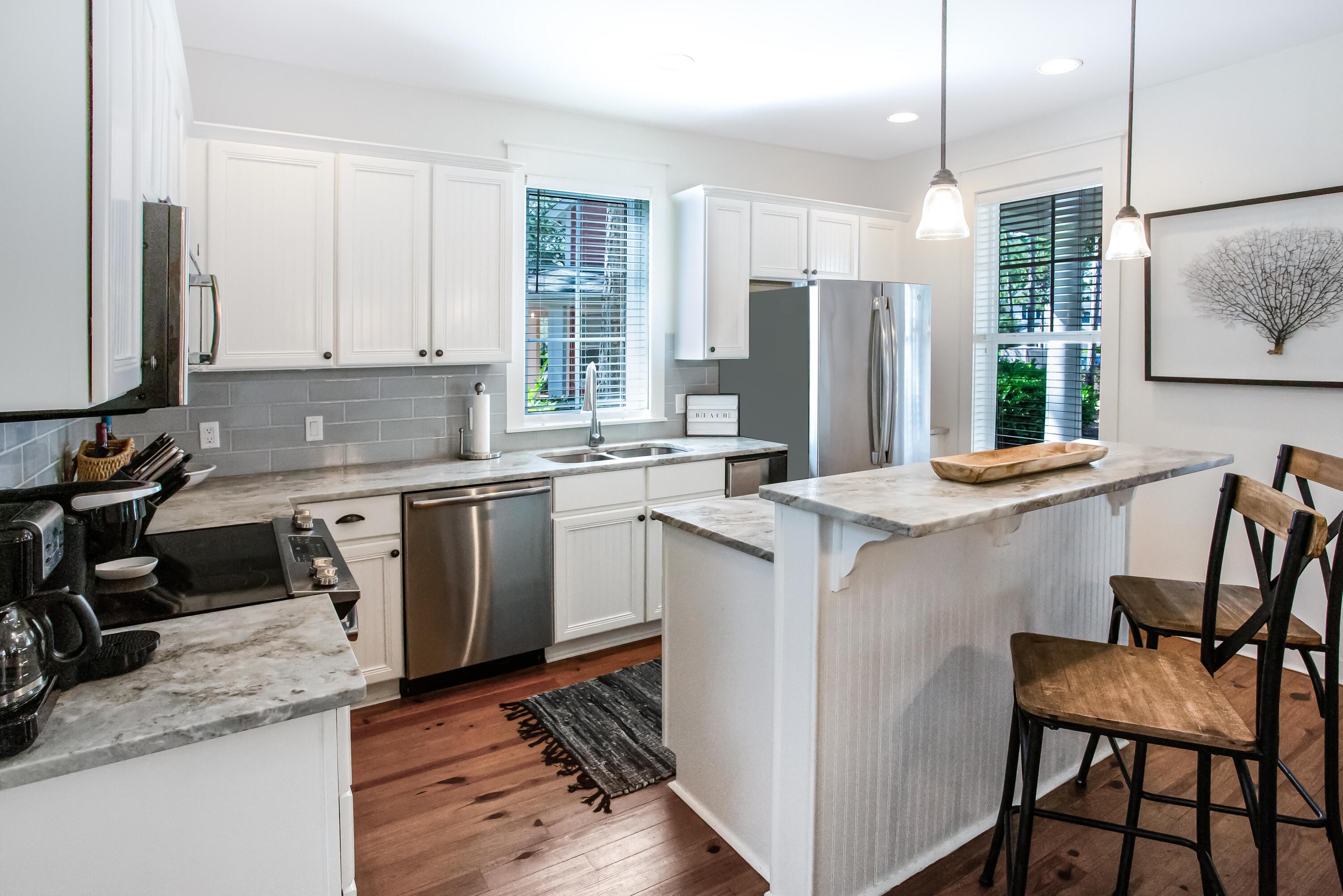 LAUREL GROVE - Residential