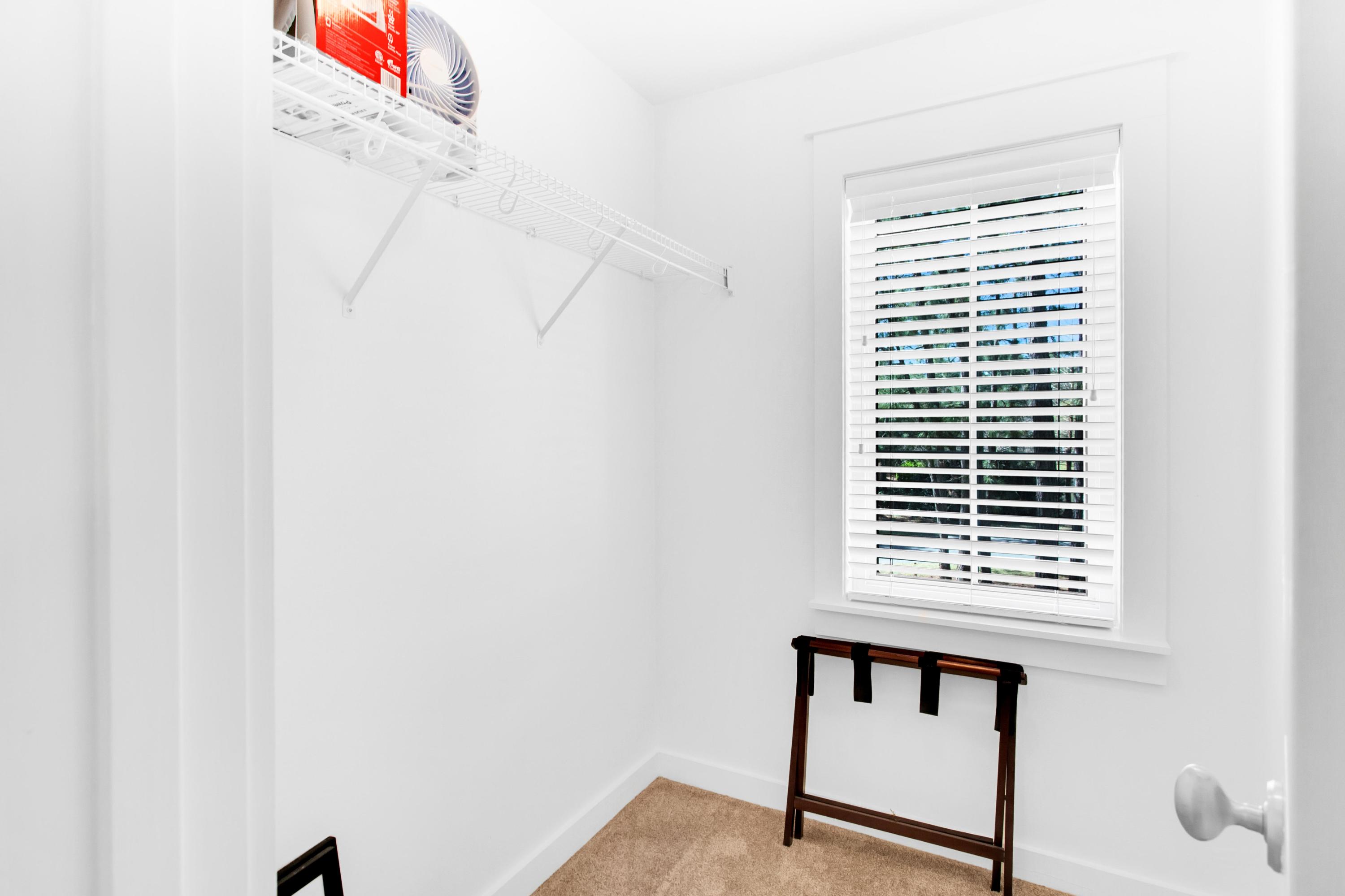 LAUREL GROVE - Residential