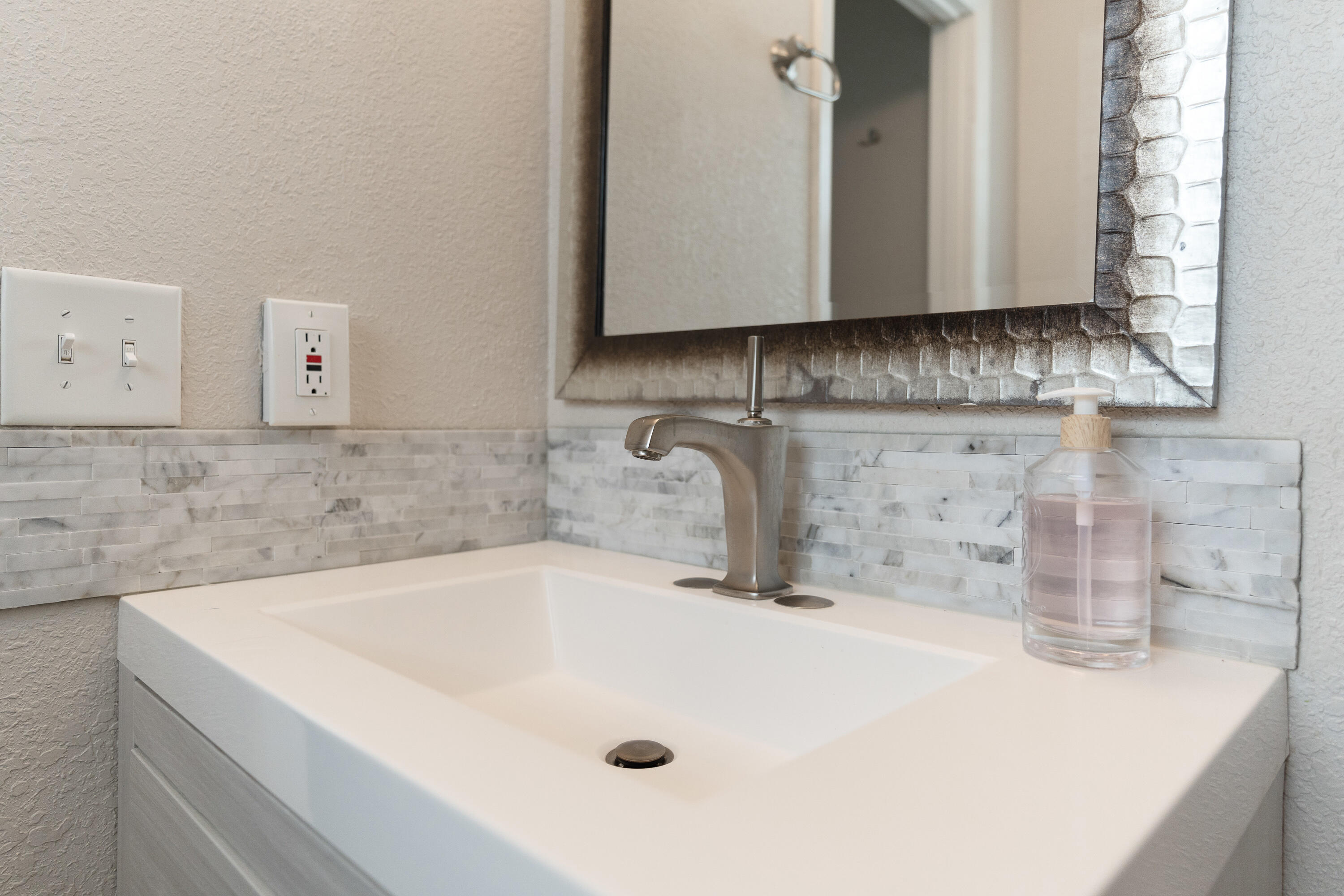 SEA HILLS 1ST - Residential