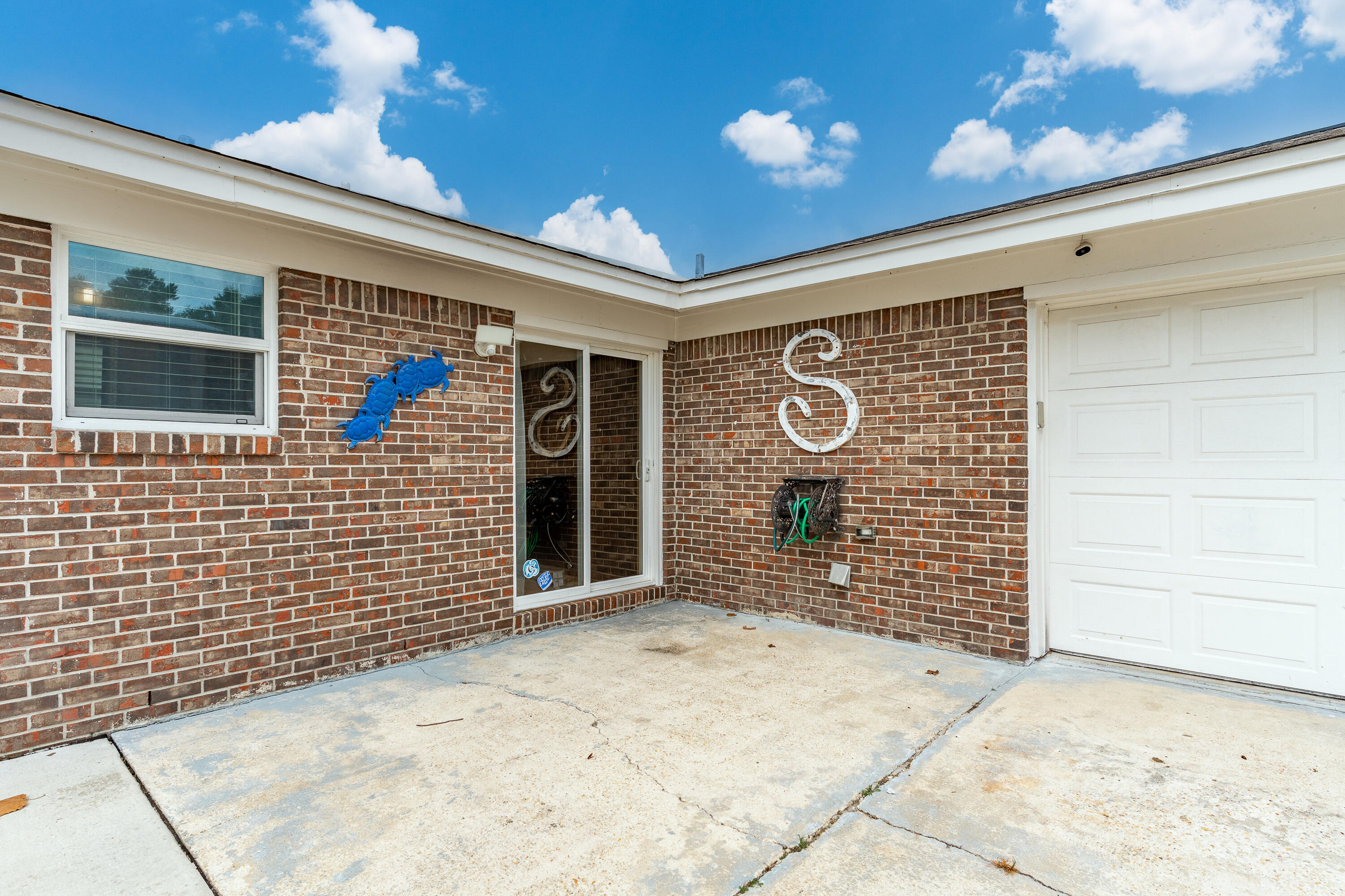 SEA HILLS 1ST - Residential