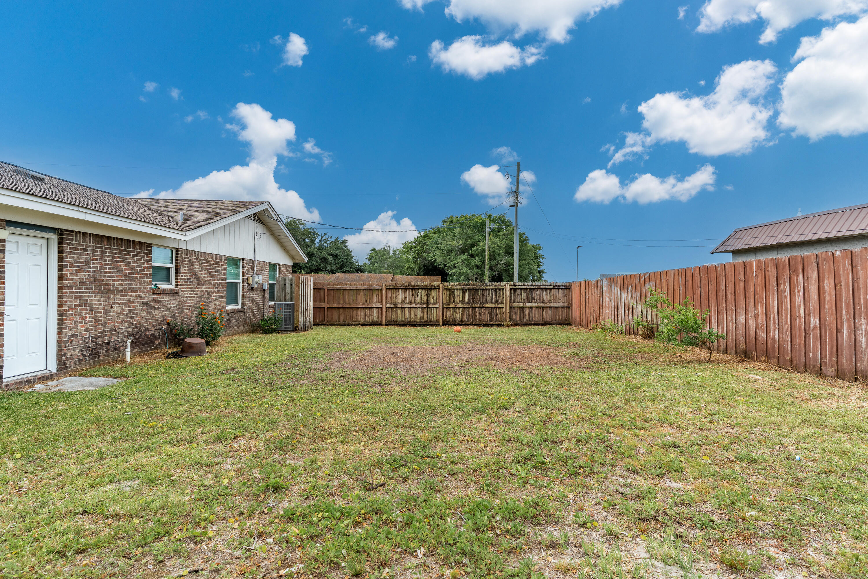 SEA HILLS 1ST - Residential