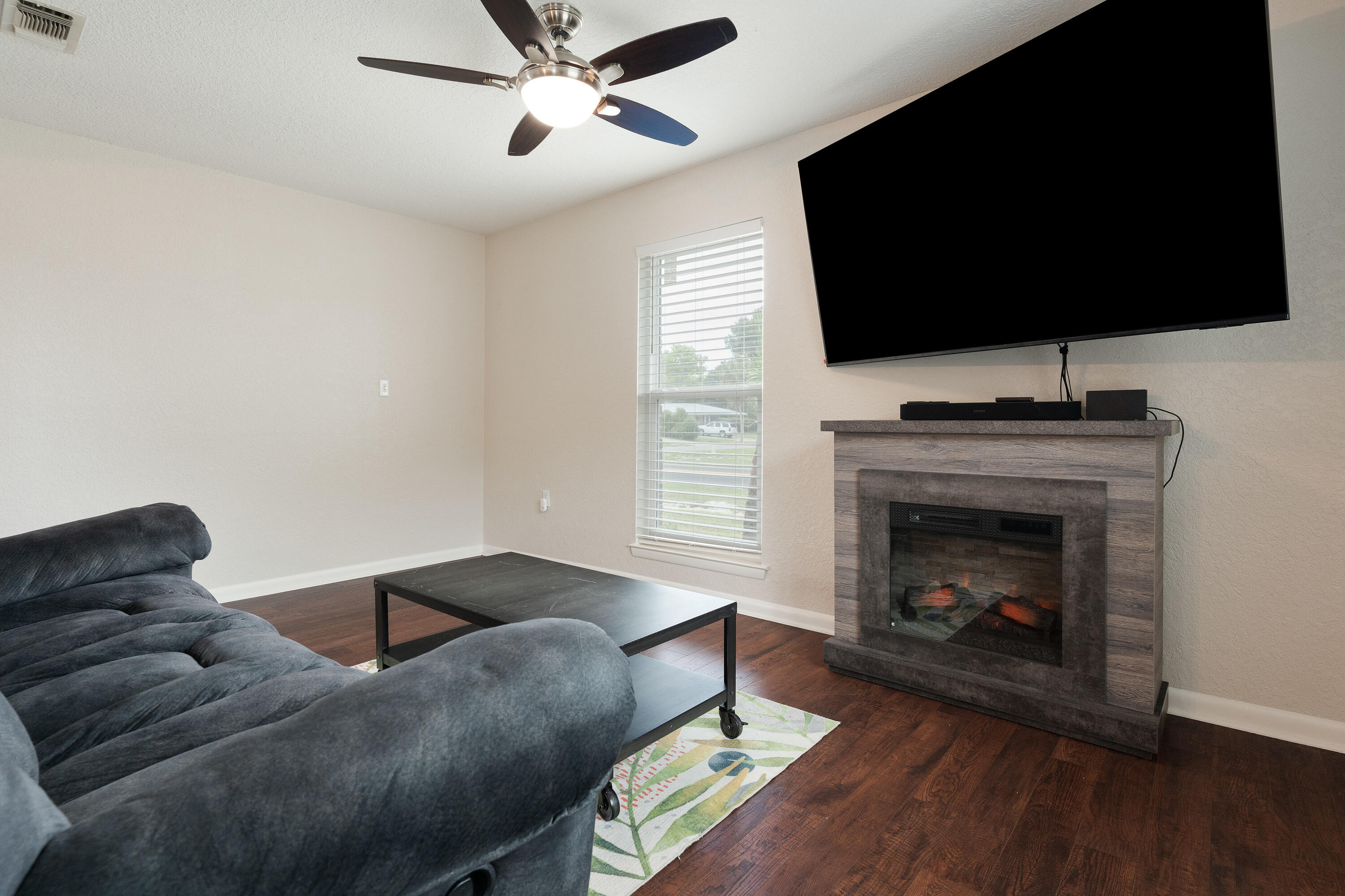 SEA HILLS 1ST - Residential