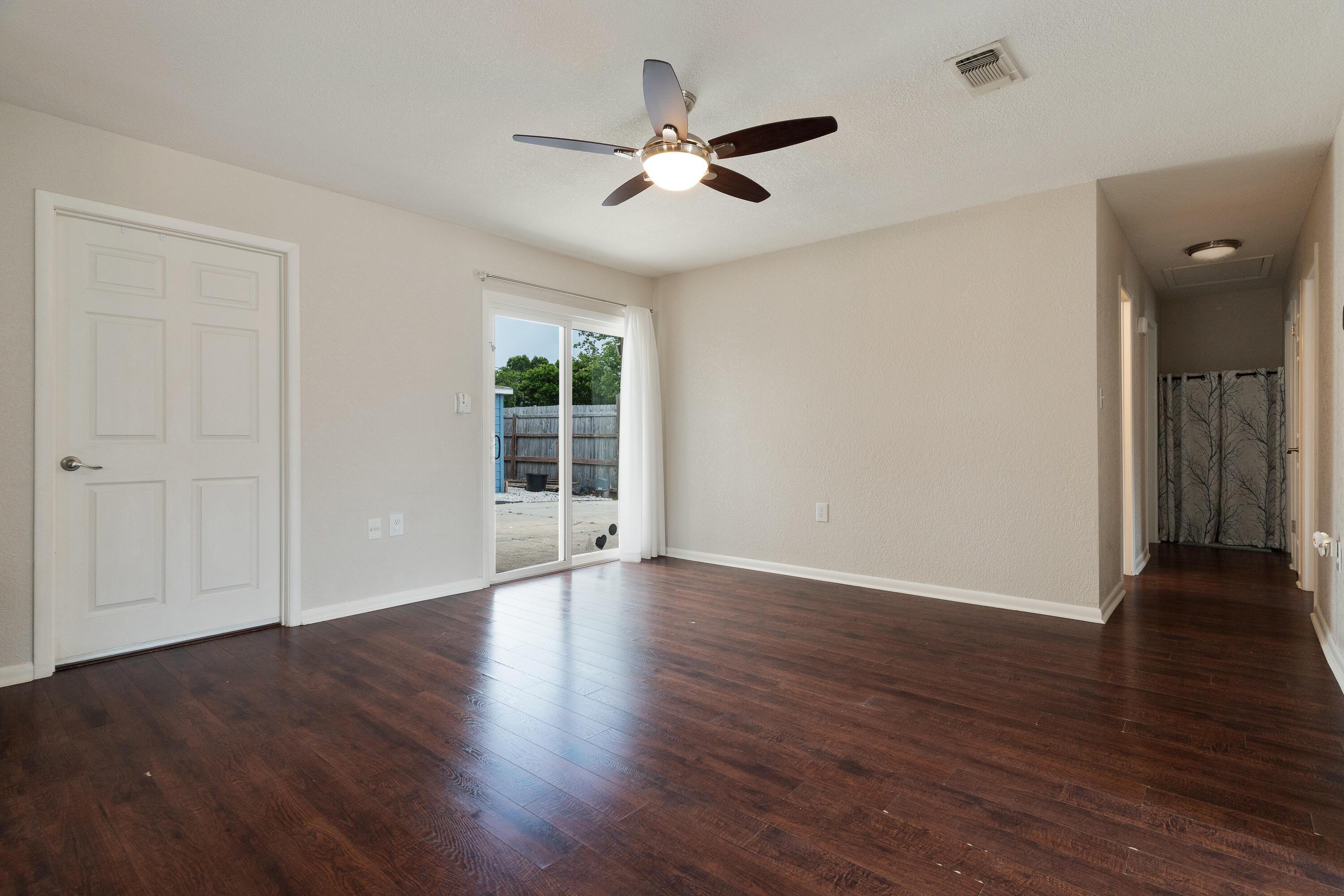 SEA HILLS 1ST - Residential