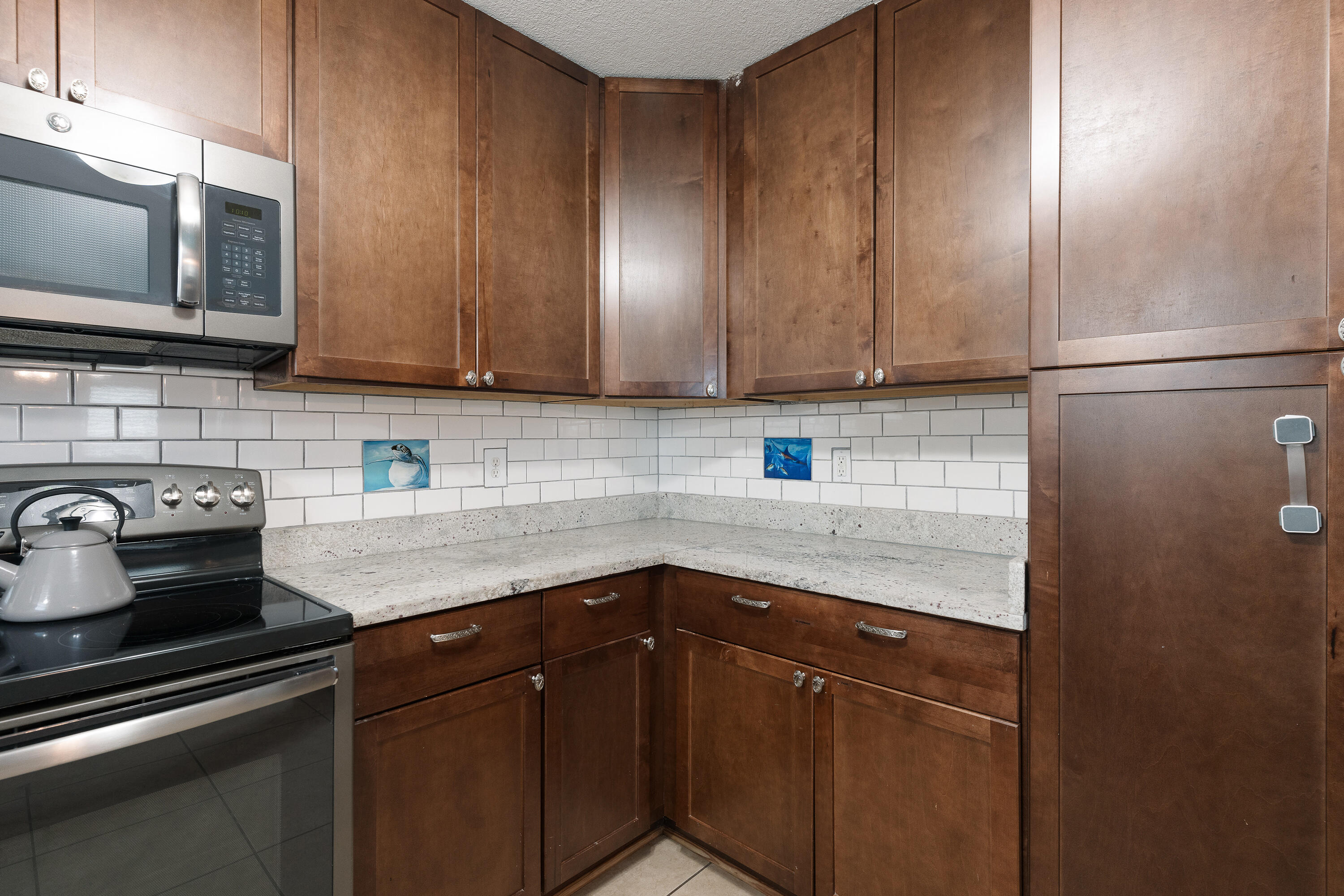 SEA HILLS 1ST - Residential