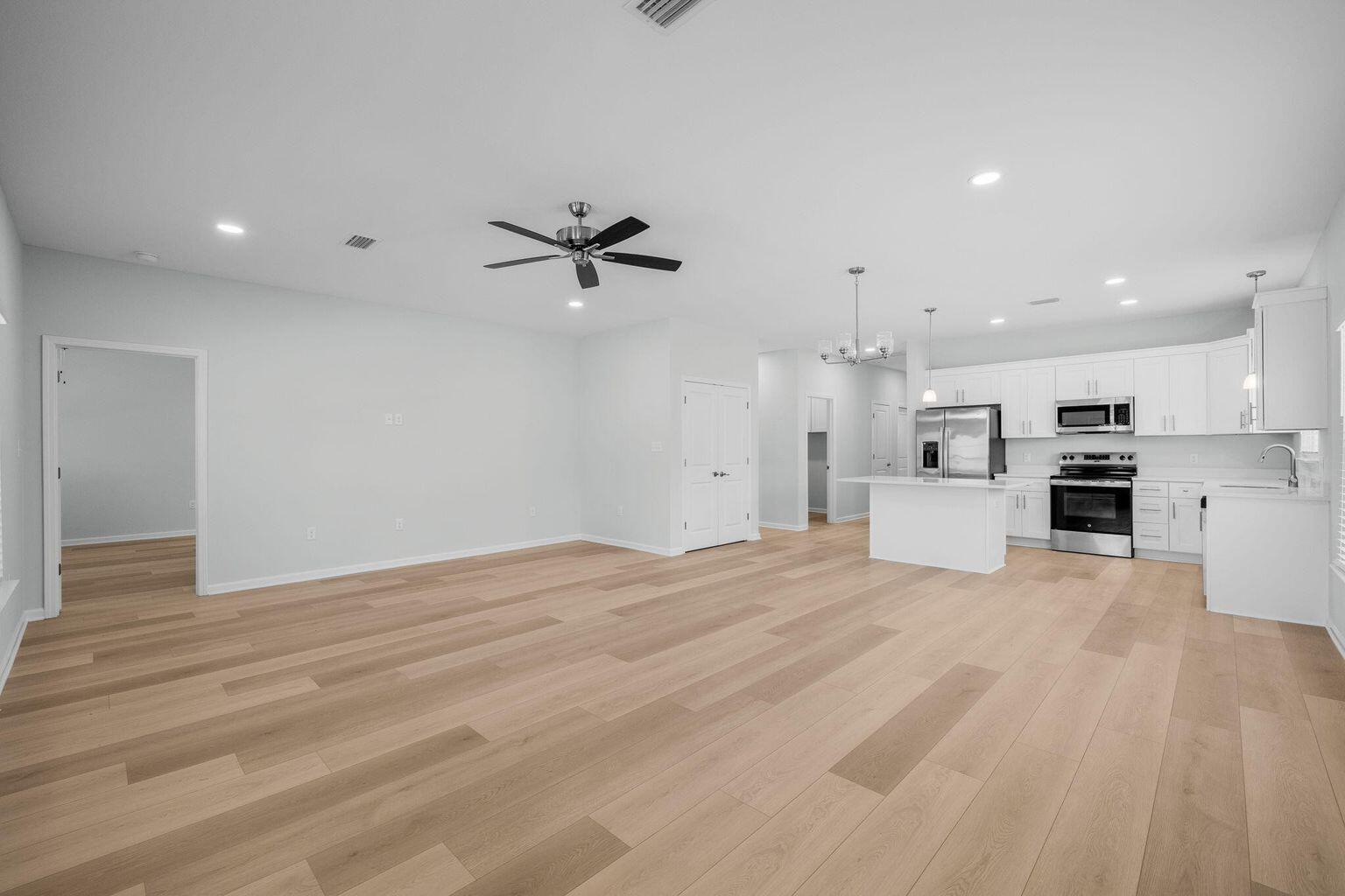 RIVERWALK PH I - Residential