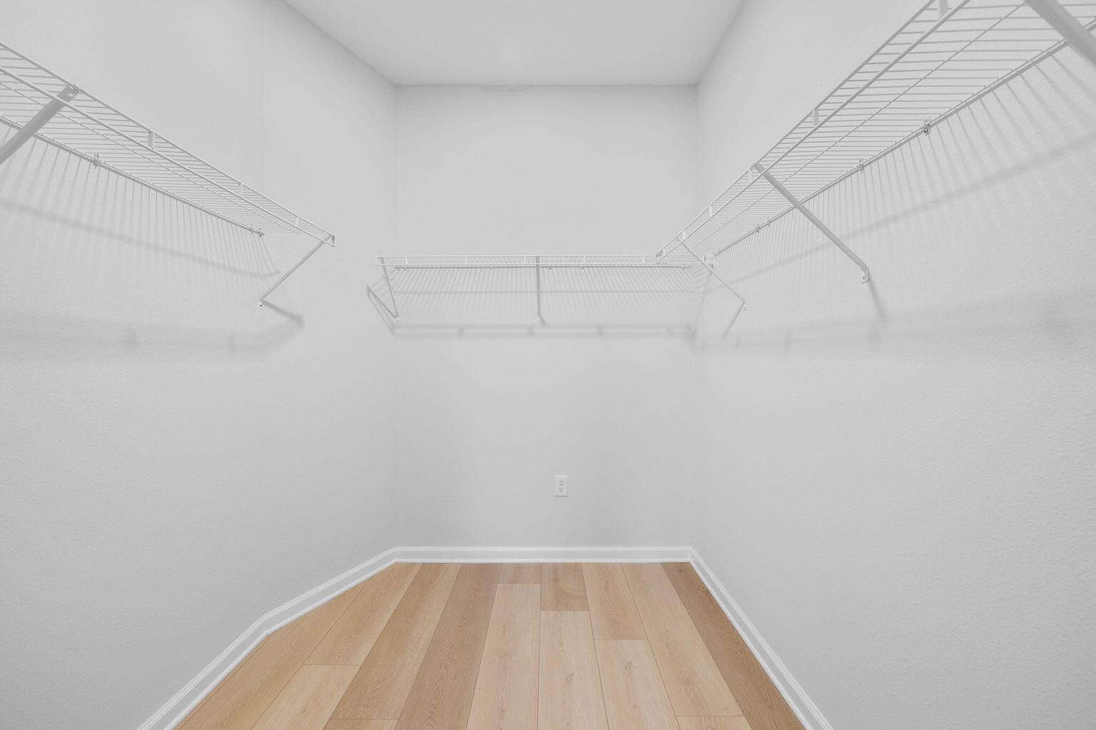 RIVERWALK PH I - Residential