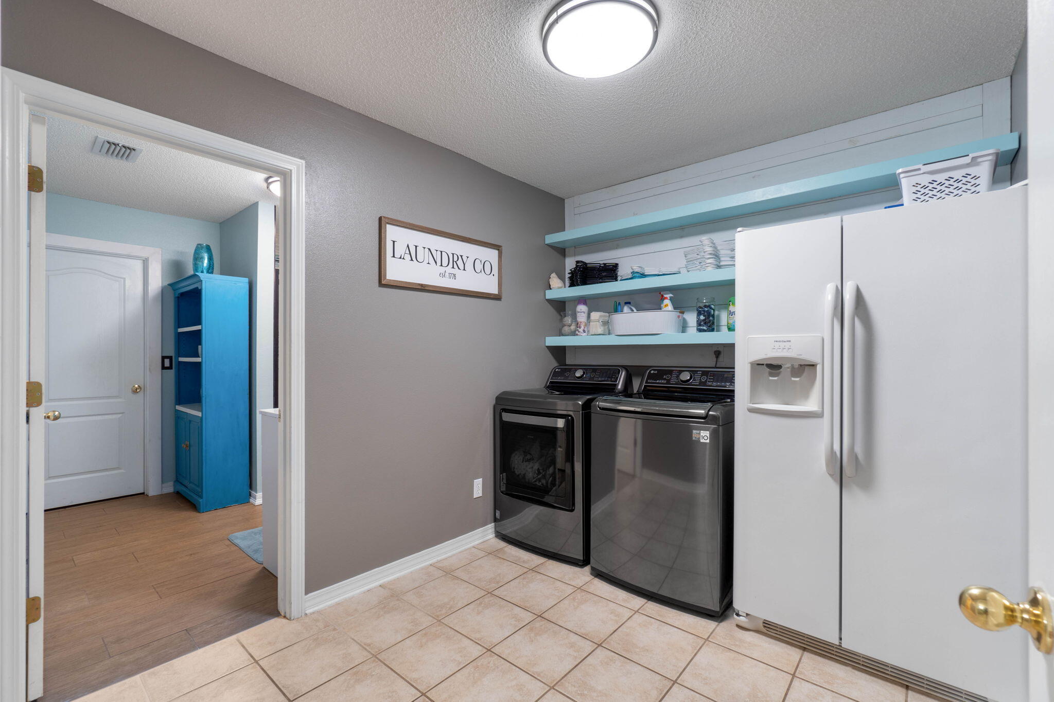 NONESUCH WAY - Residential