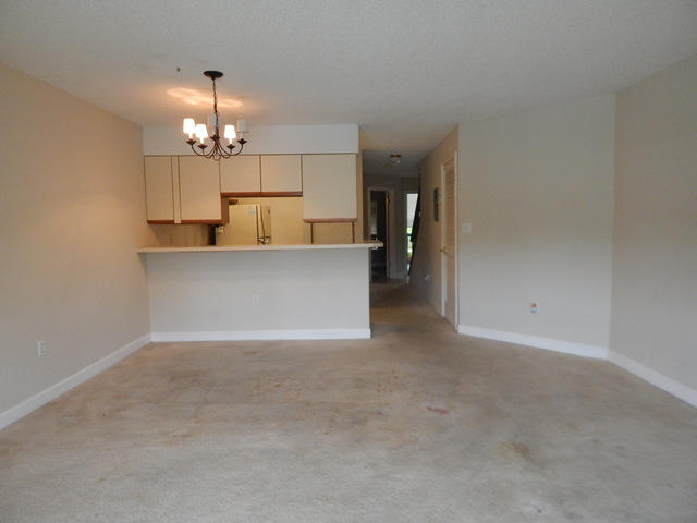 LAKESIDE CONDO AT BLUEWATER BAY - Residential