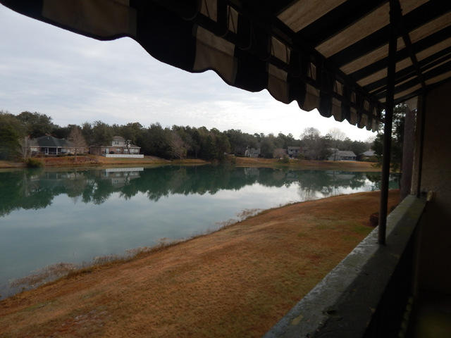 LAKESIDE CONDO AT BLUEWATER BAY - Residential