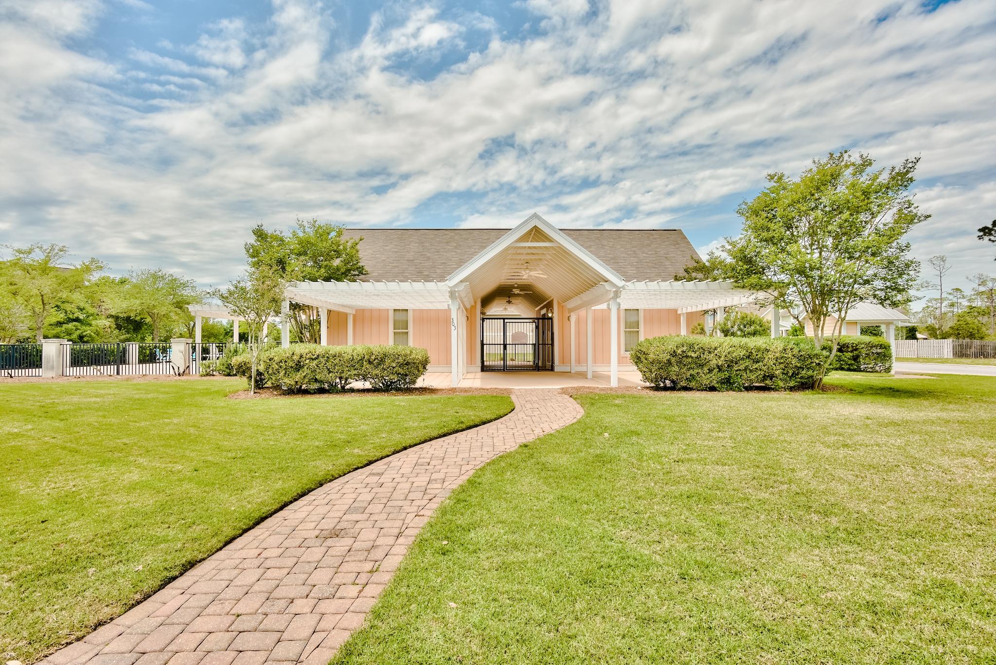 HARRISON'S WALK - Residential