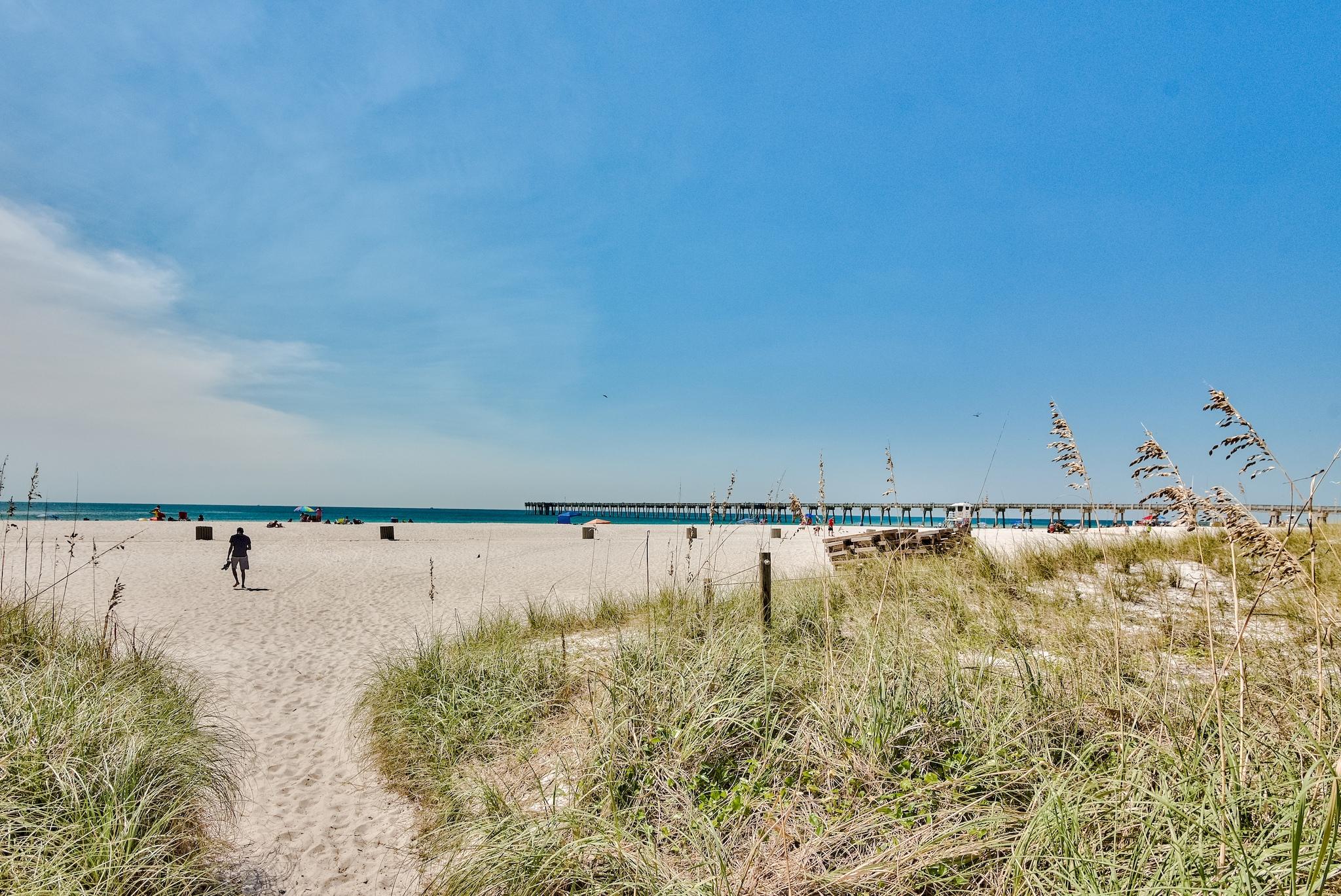 HARRISON'S WALK - Residential