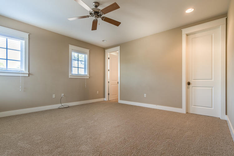 CARSON OAKS - Residential Lease