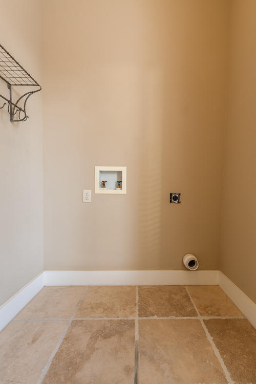 CARSON OAKS - Residential Lease