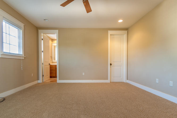 CARSON OAKS - Residential Lease