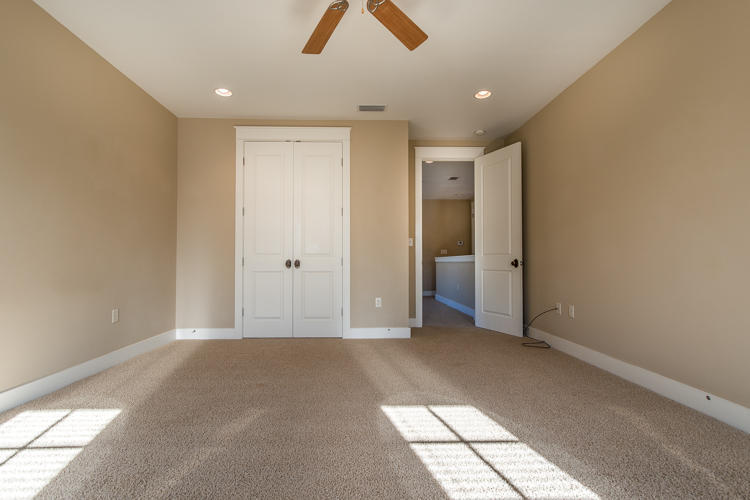 CARSON OAKS - Residential Lease