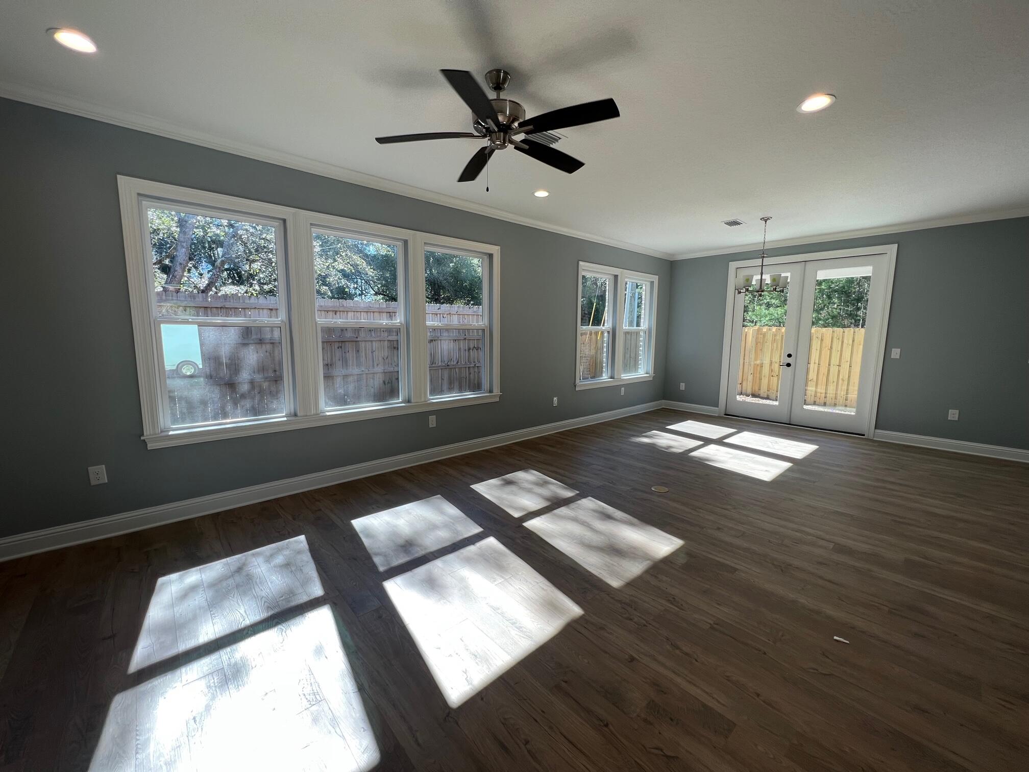 LAUREL OAKS S/D - Residential Lease