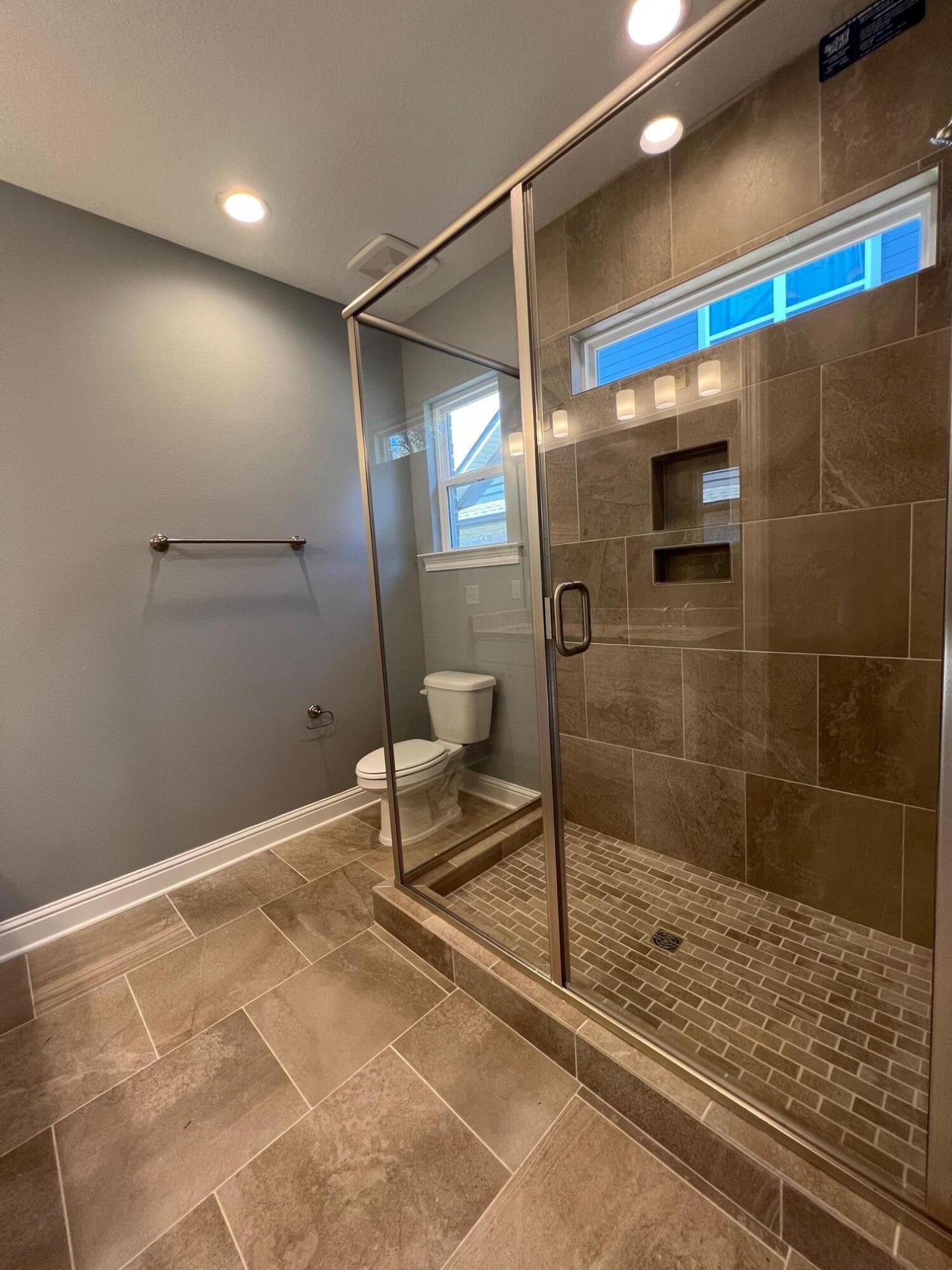 LAUREL OAKS S/D - Residential Lease