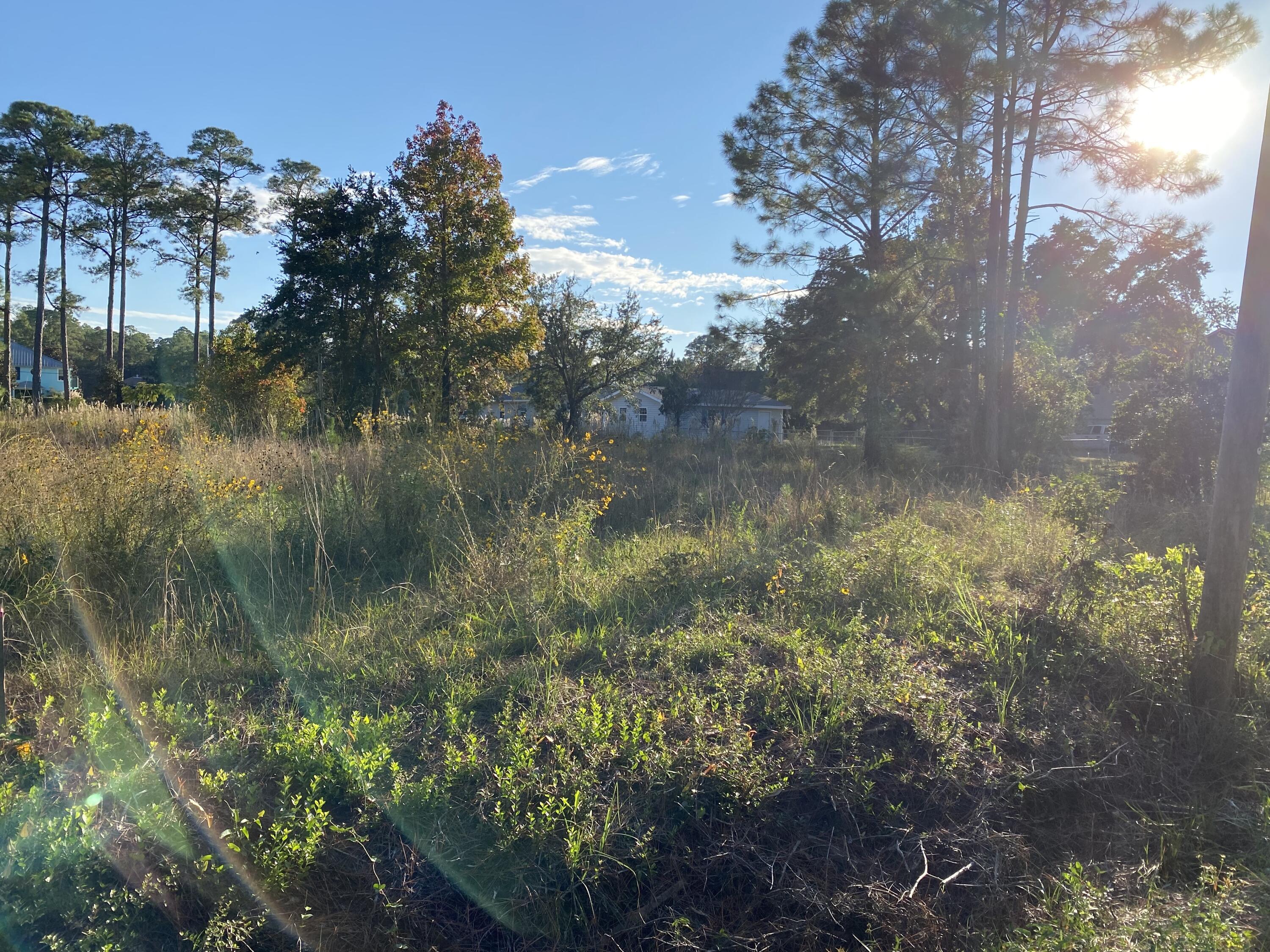 NO RECORDED SUBDIVISION - Land