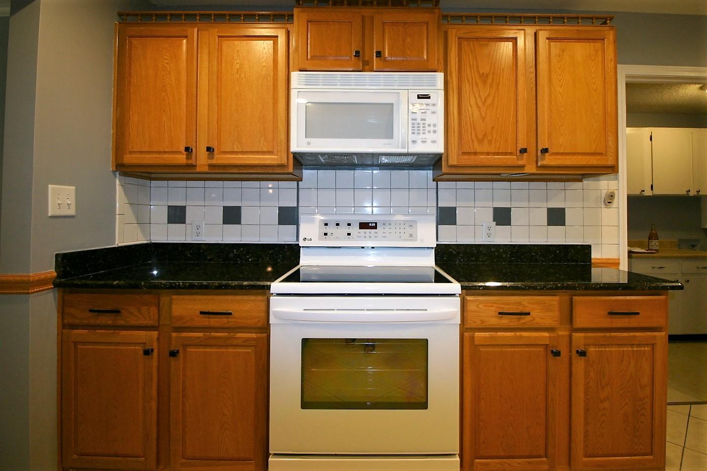 HOLLY HILLS - Residential