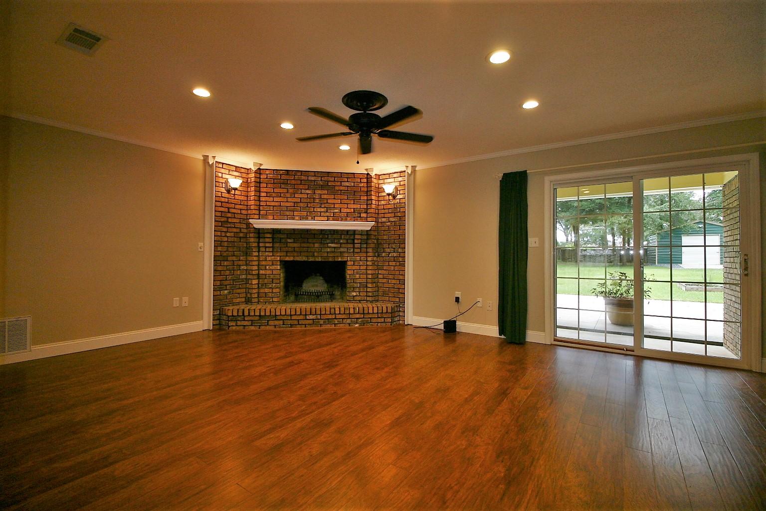 HOLLY HILLS - Residential