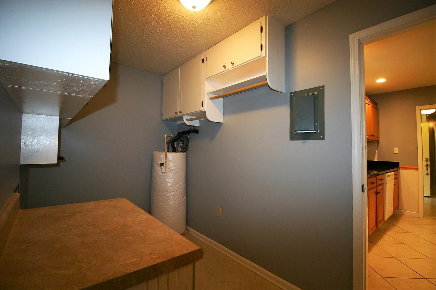 HOLLY HILLS - Residential