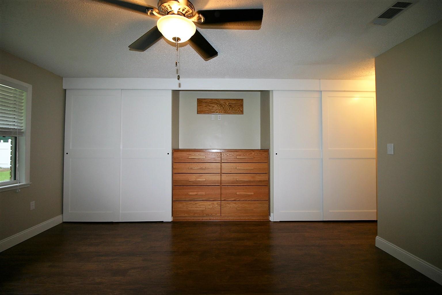 HOLLY HILLS - Residential