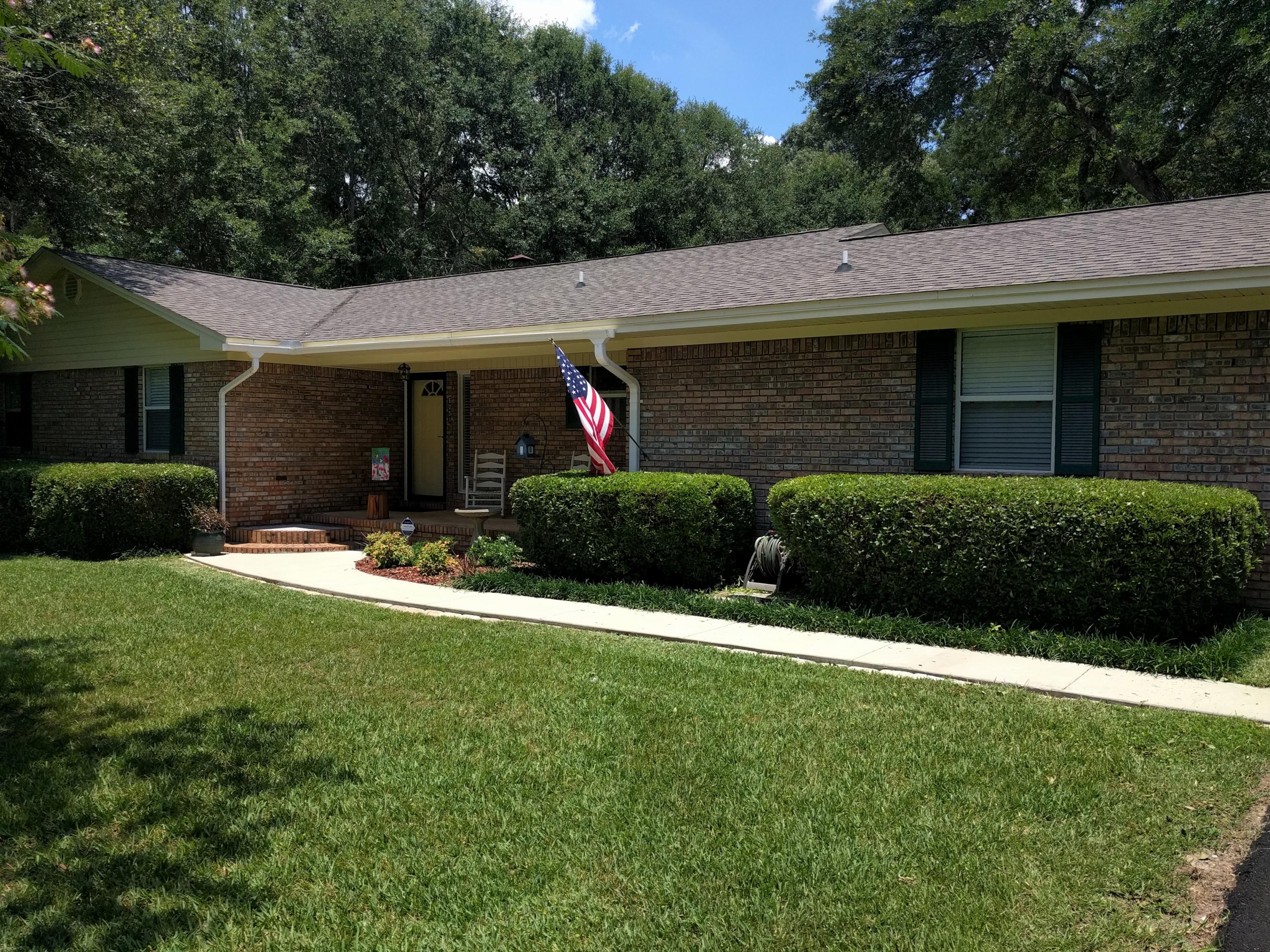 HOLLY HILLS - Residential