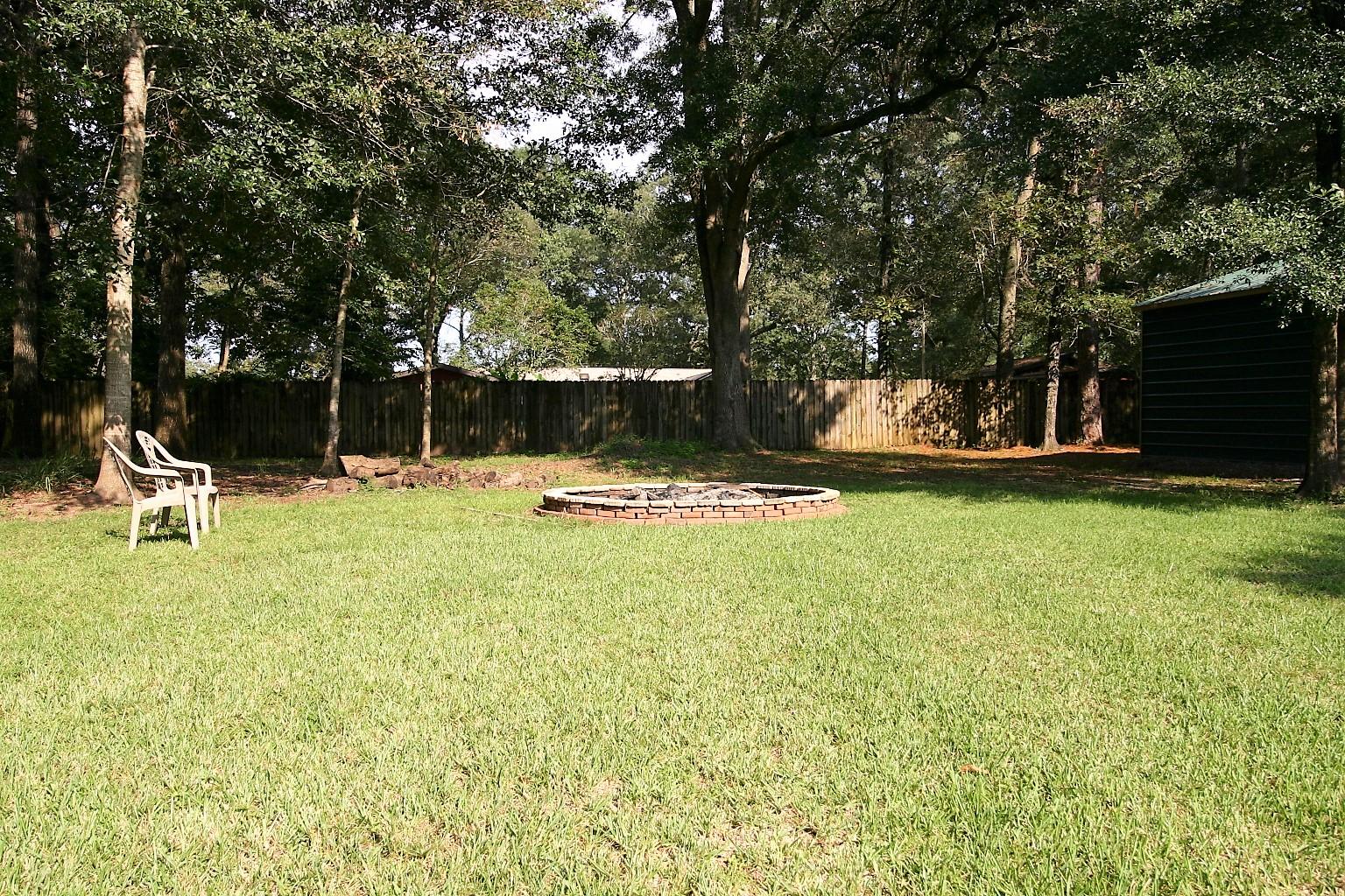 HOLLY HILLS - Residential