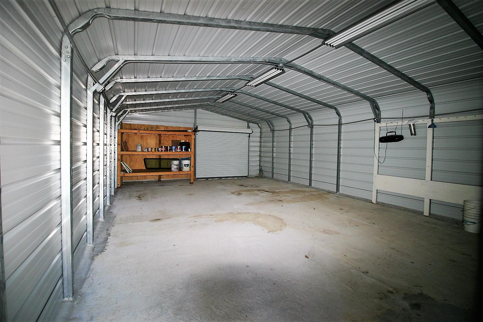 HOLLY HILLS - Residential