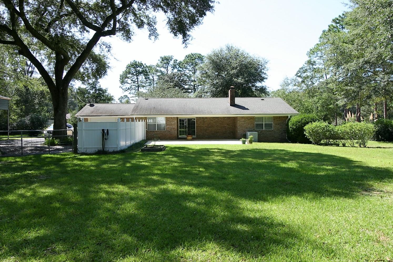 HOLLY HILLS - Residential