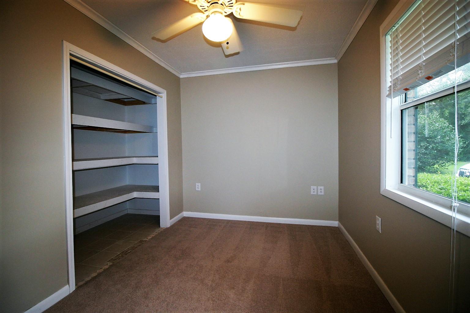 HOLLY HILLS - Residential