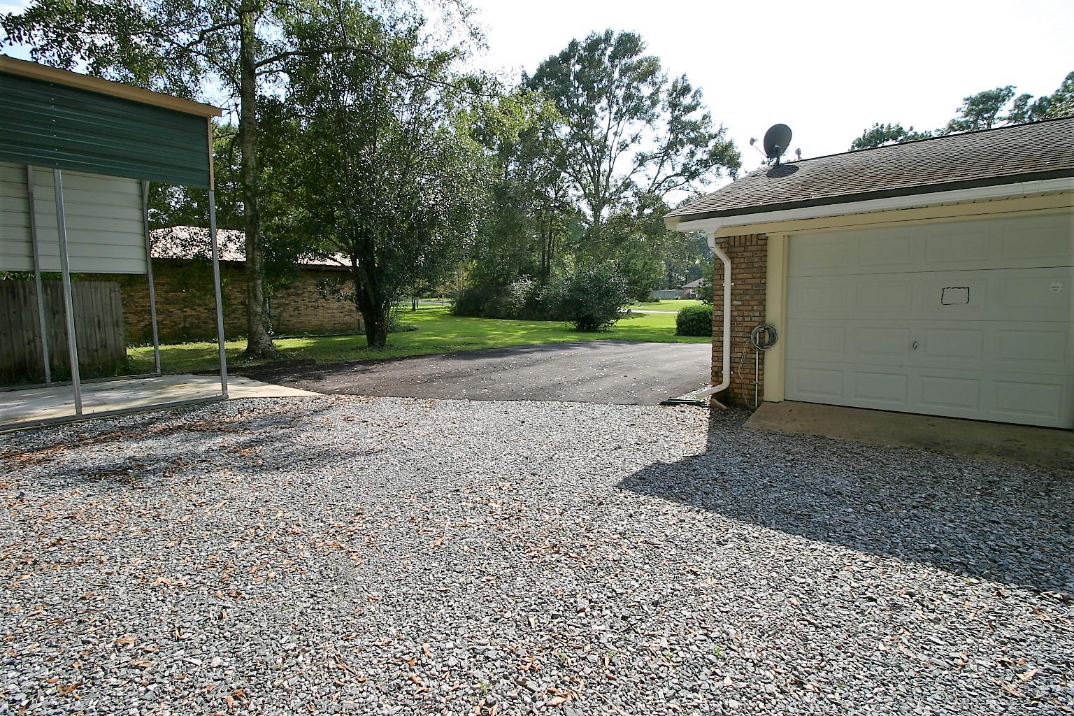 HOLLY HILLS - Residential