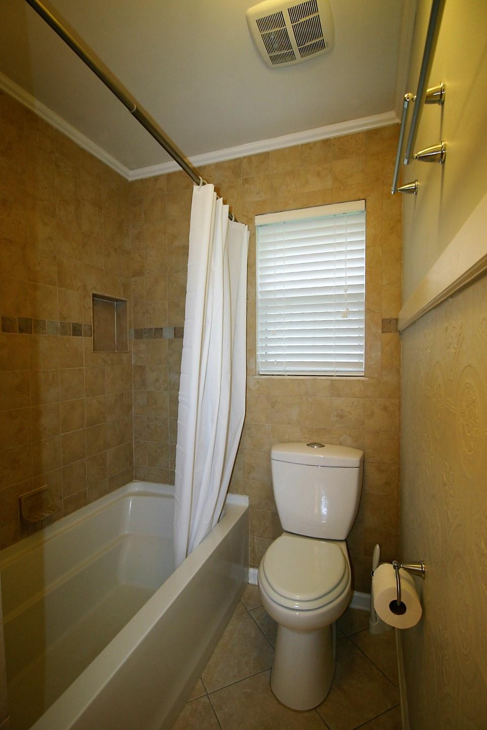 HOLLY HILLS - Residential