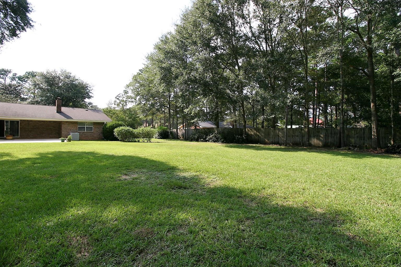 HOLLY HILLS - Residential