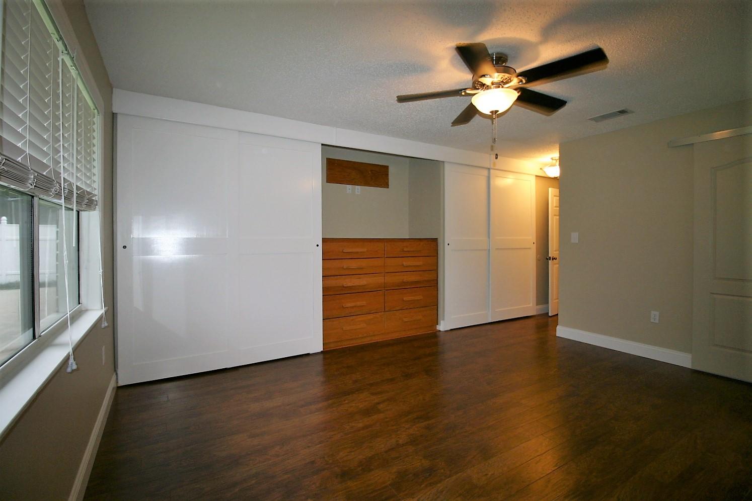 HOLLY HILLS - Residential