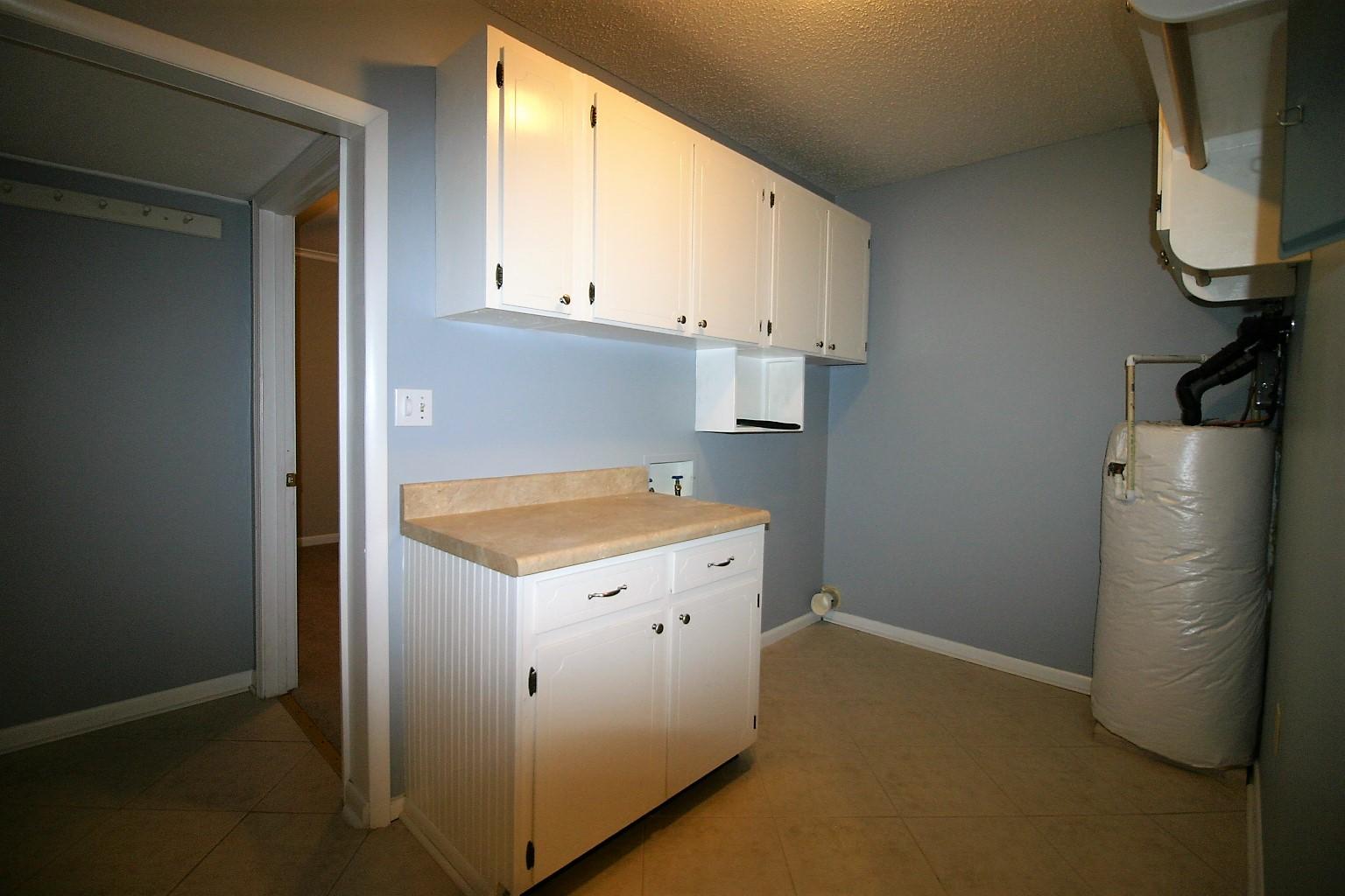 HOLLY HILLS - Residential